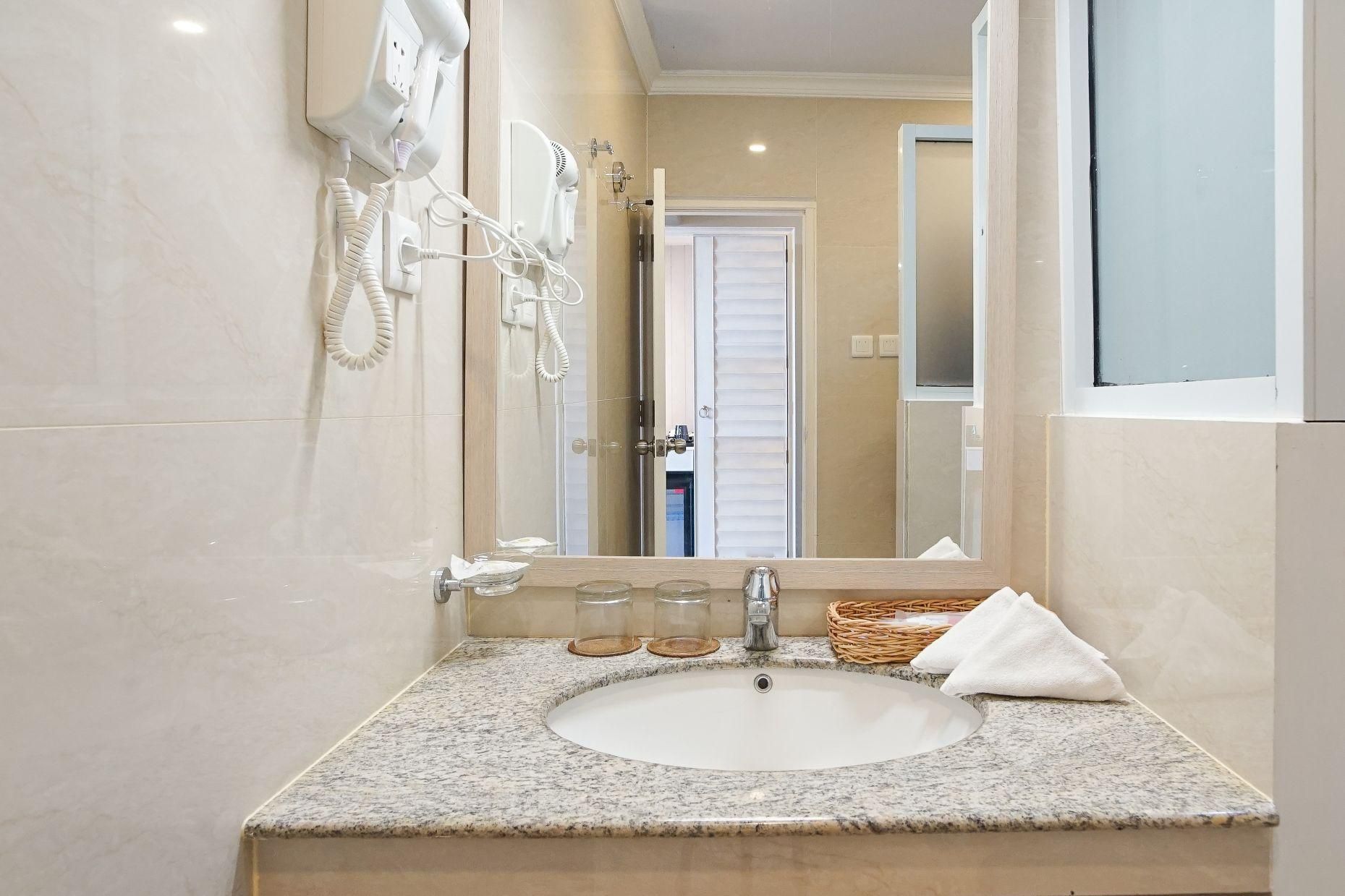 Superior Twin Room A