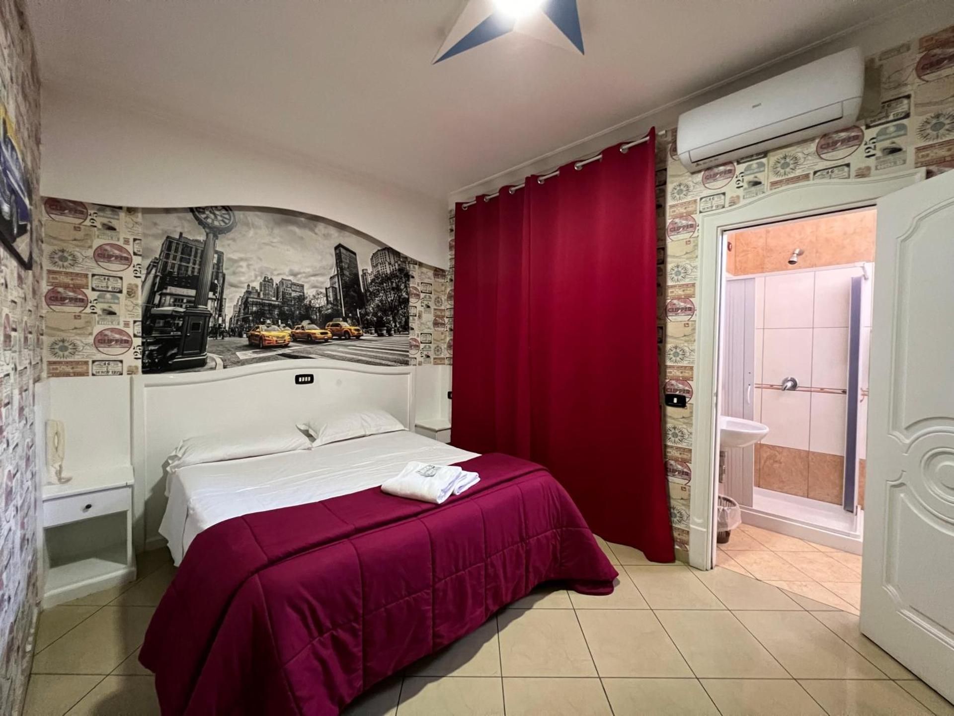Deluxe Single Room