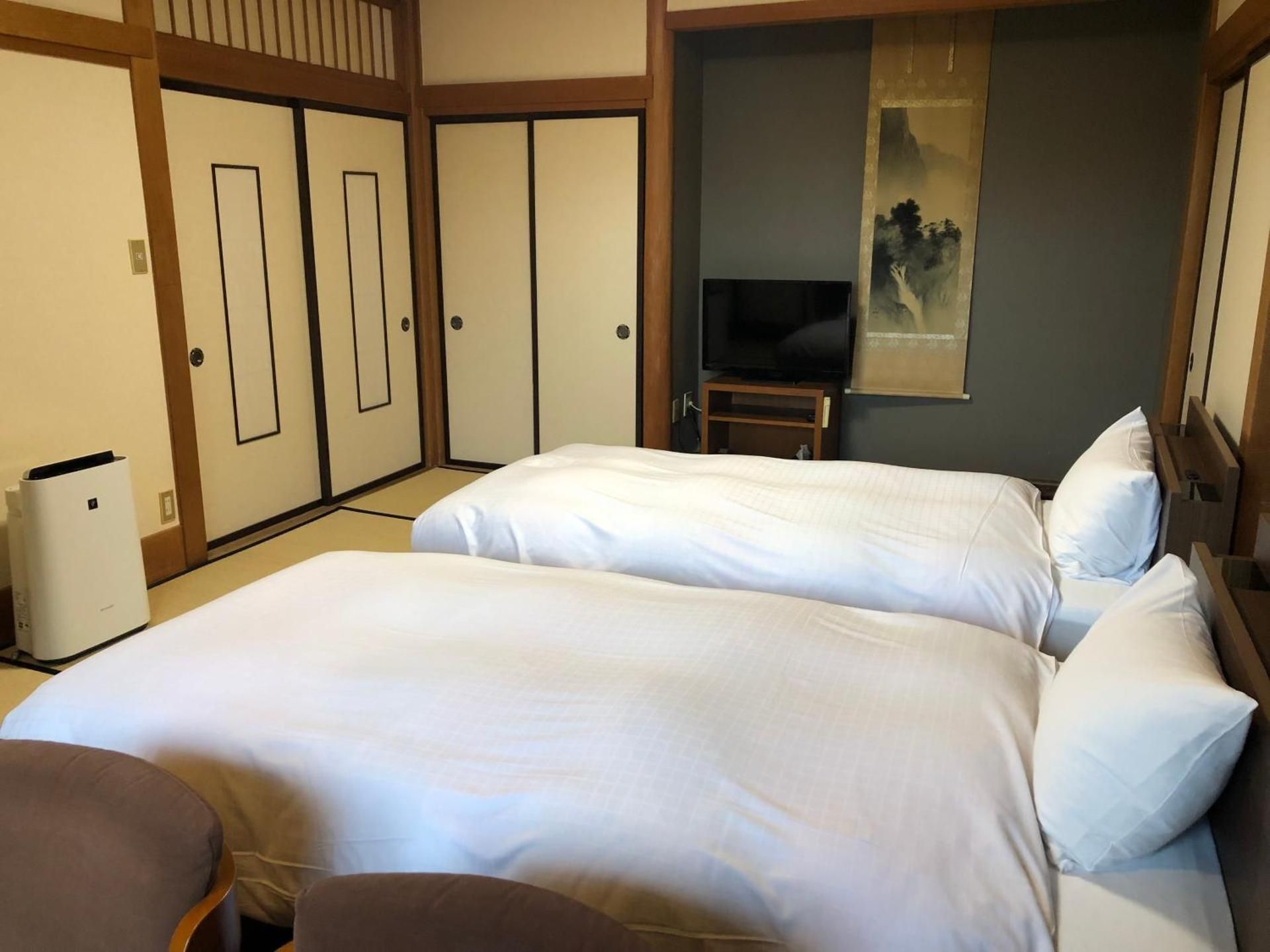 Japanese-Style Room with Shared Bathroom