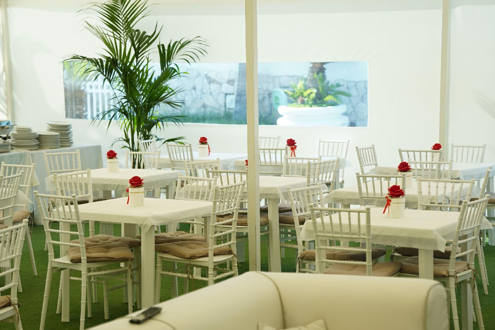 restaurant (private room)