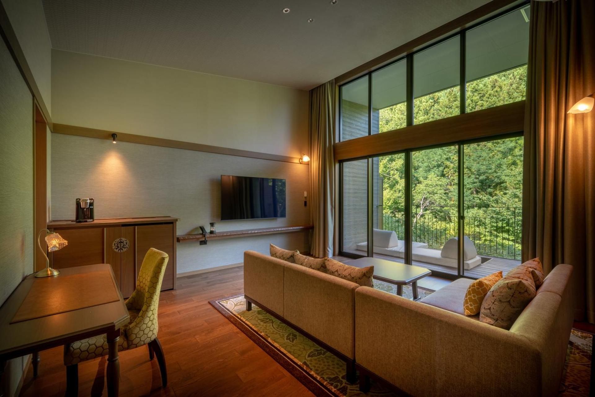 River View Suite
