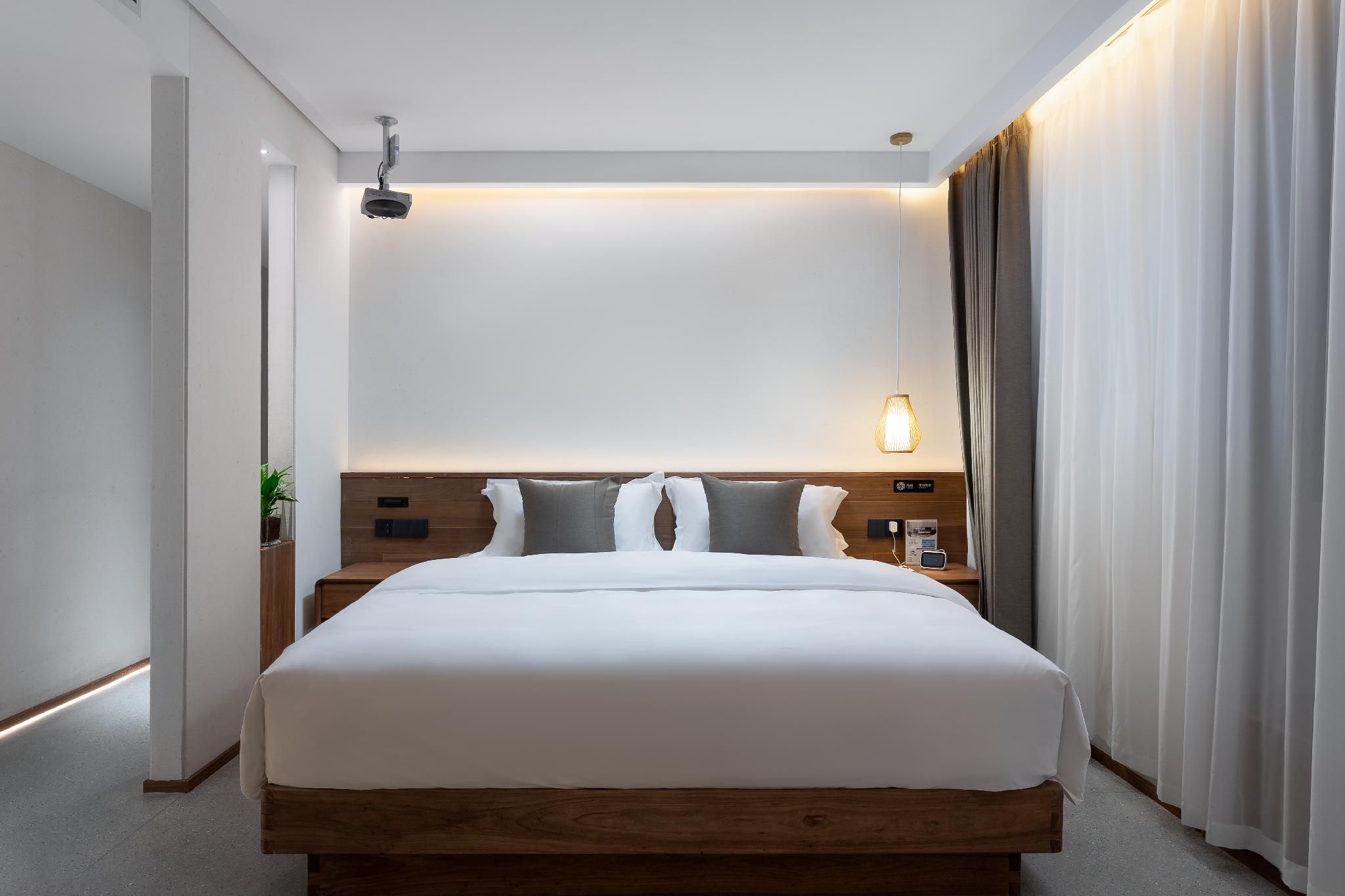 Suite Room