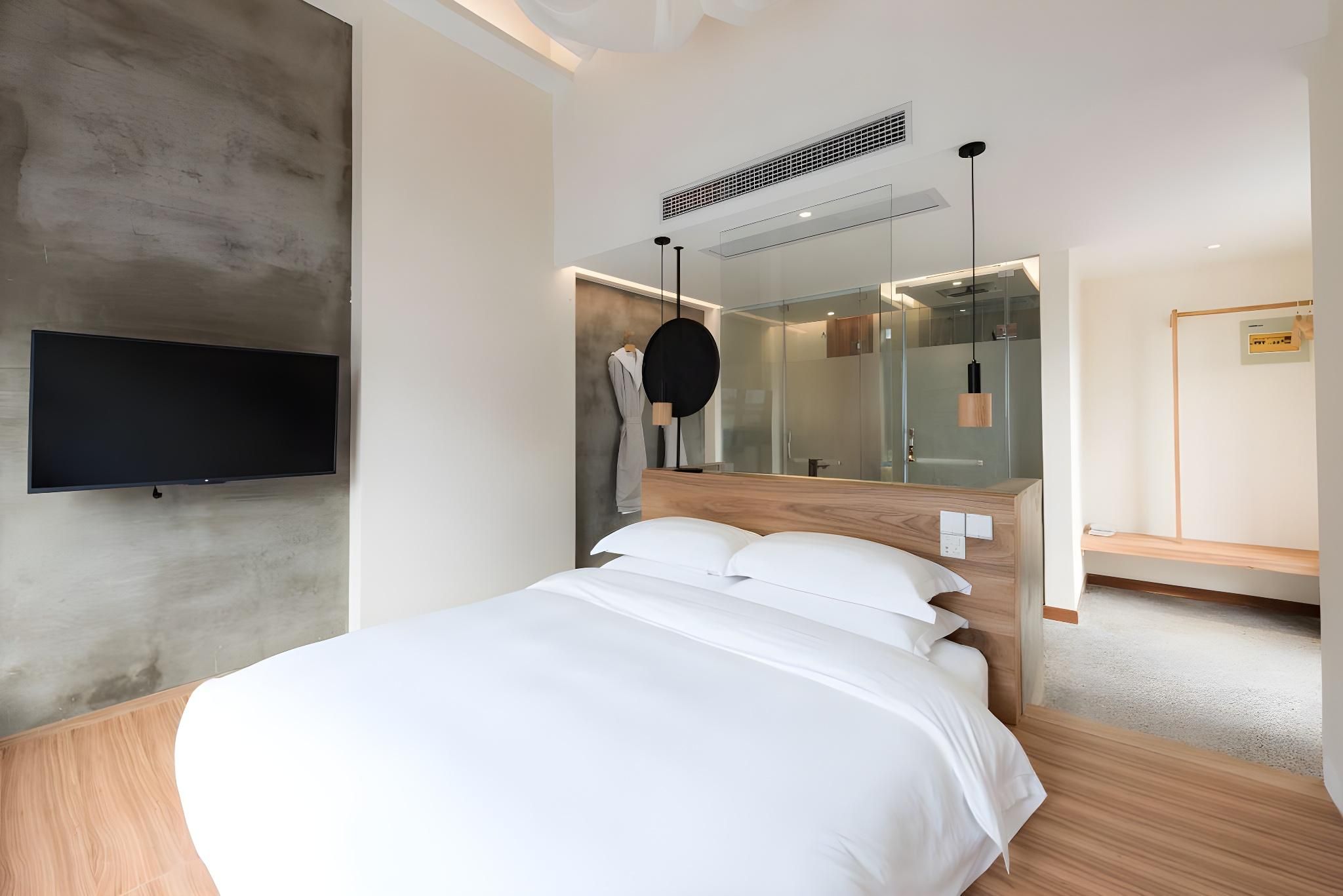 King Deluxe Room