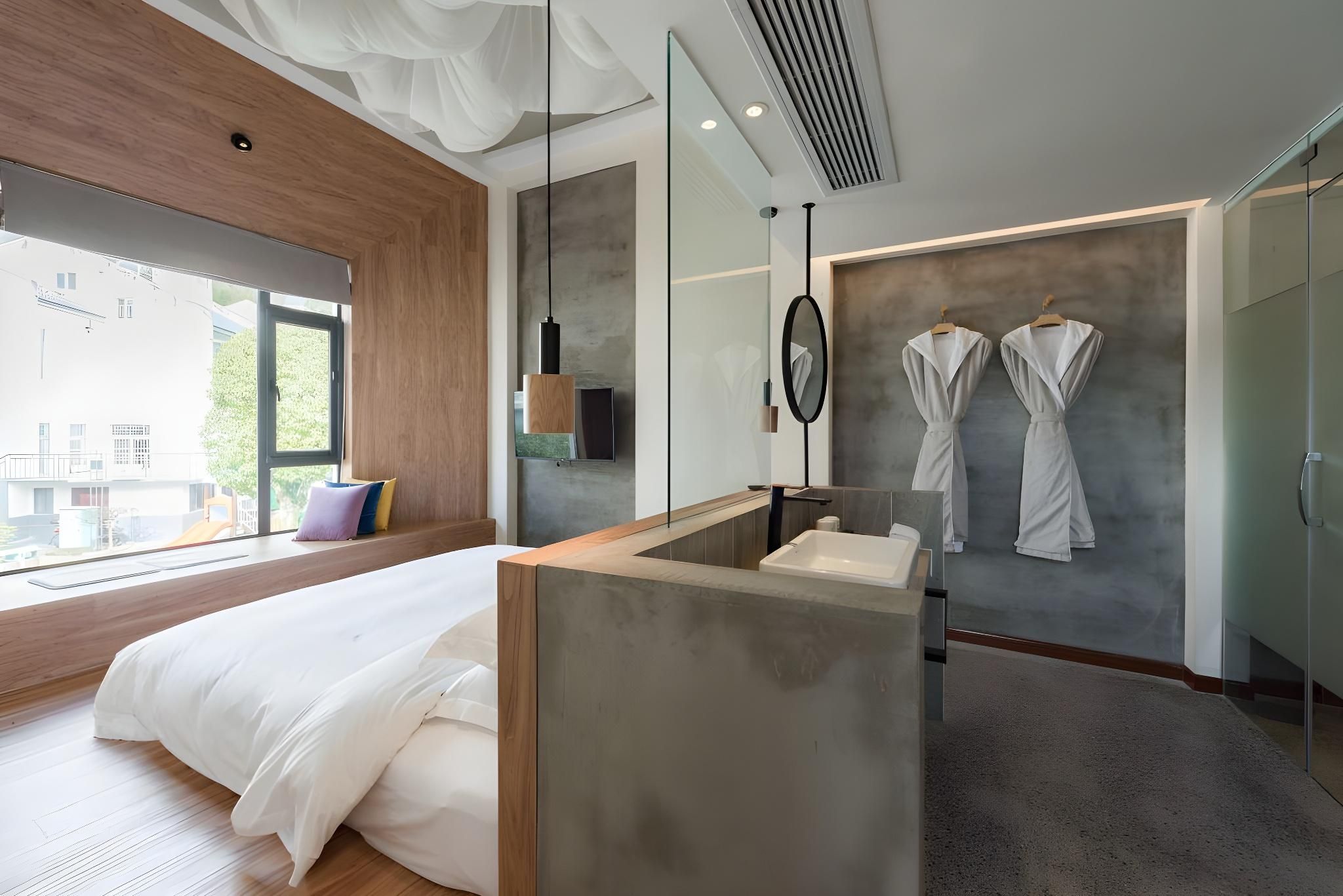 King Deluxe Room