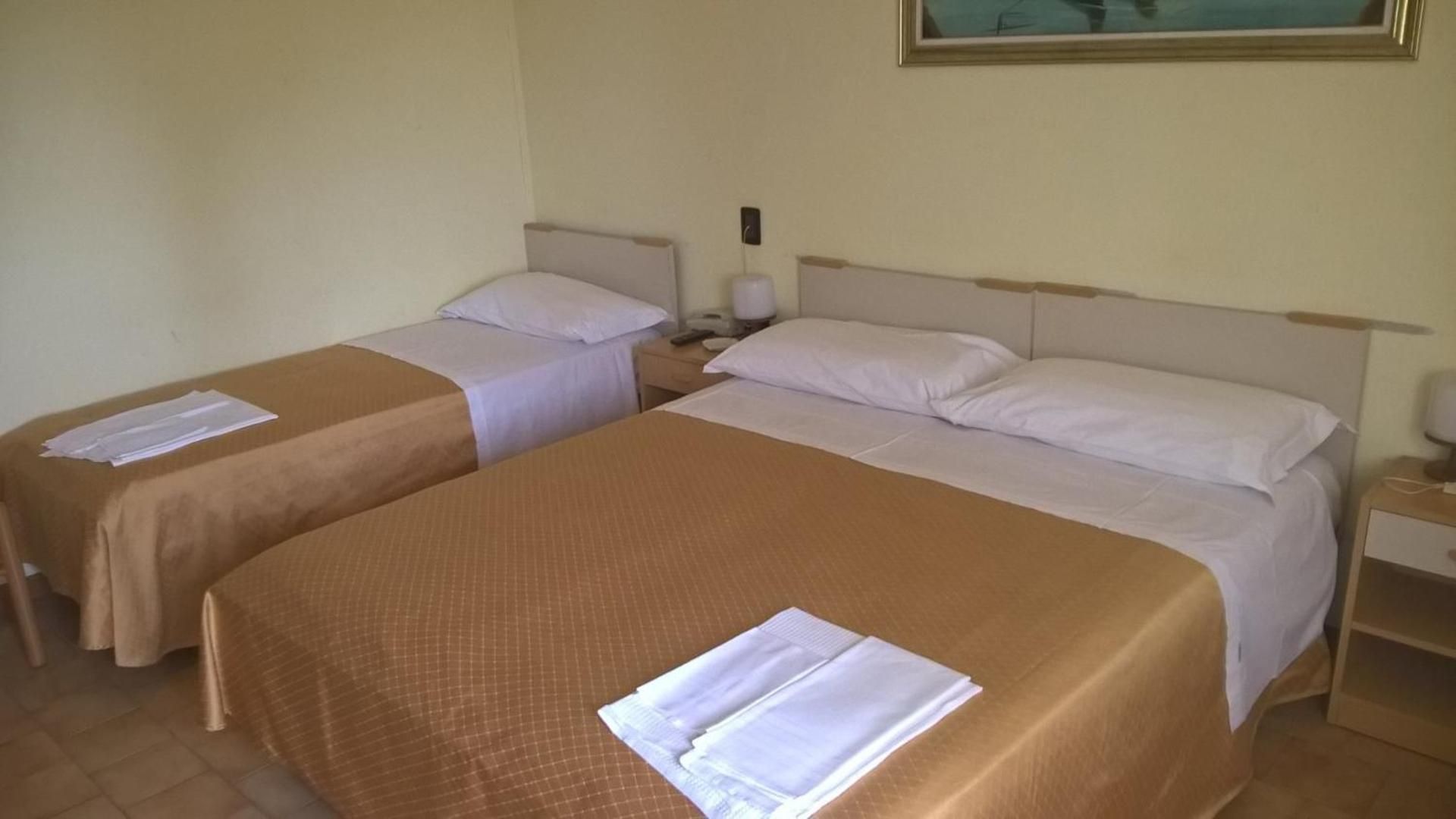 Triple Room