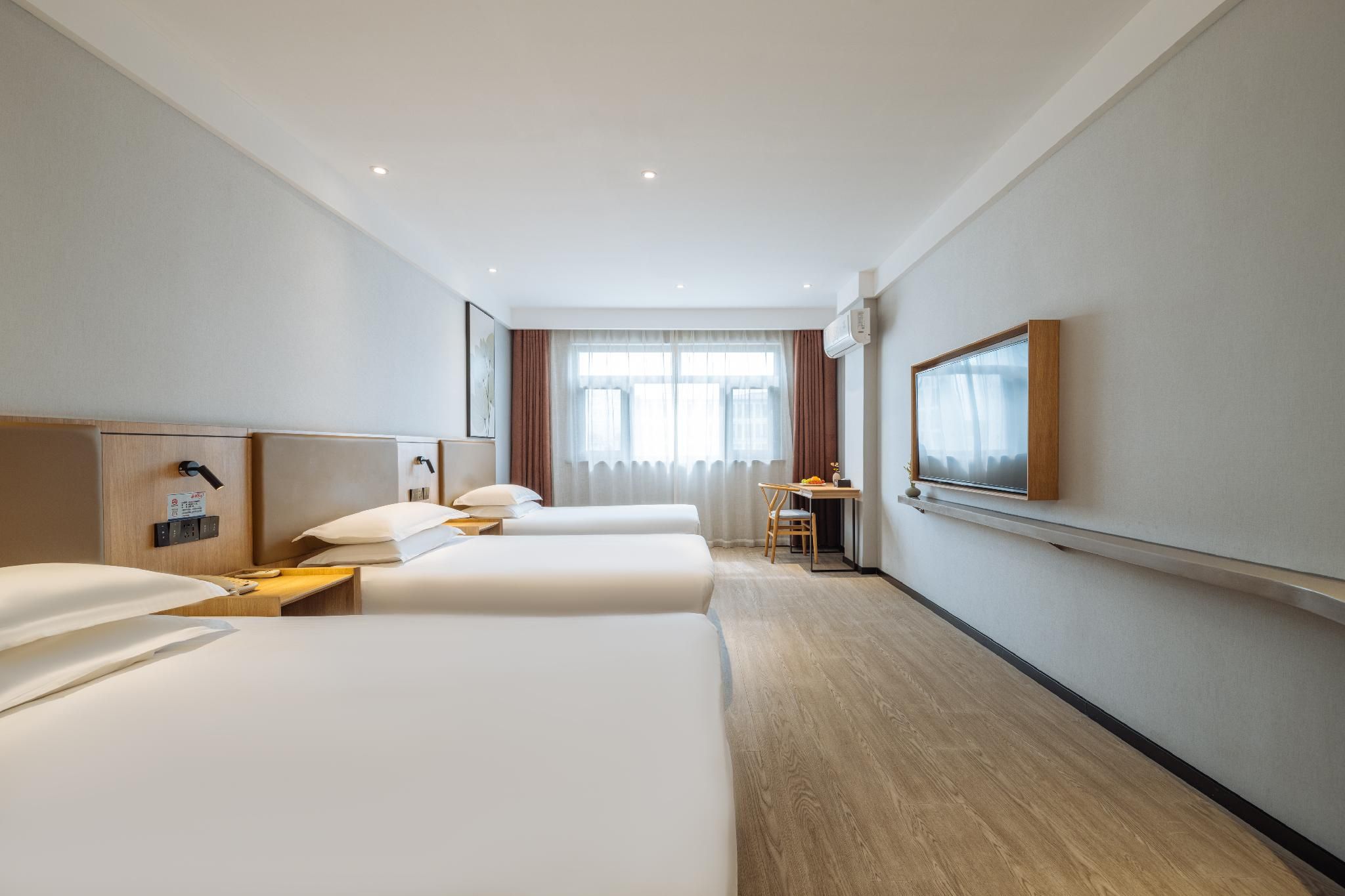 Triple Room B
