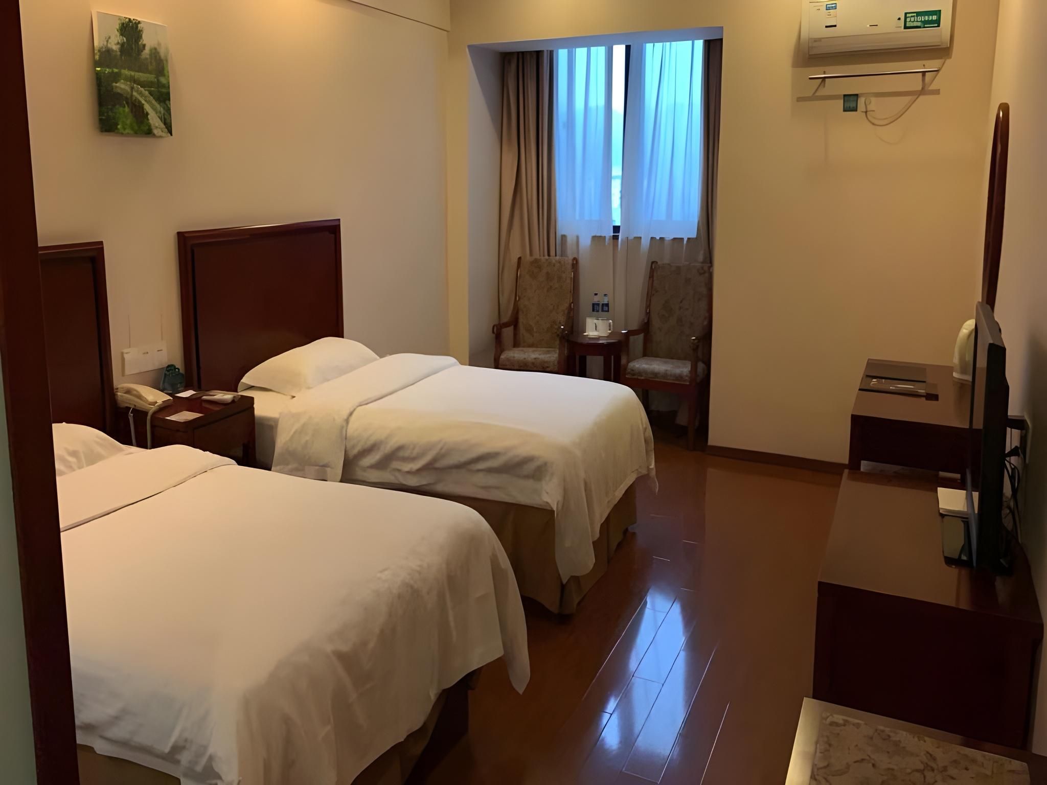 GreenTree Inn Huangshan Railway Station Tiandu Avenue Business Hotel GRT - Special Offer Twin Bed Room