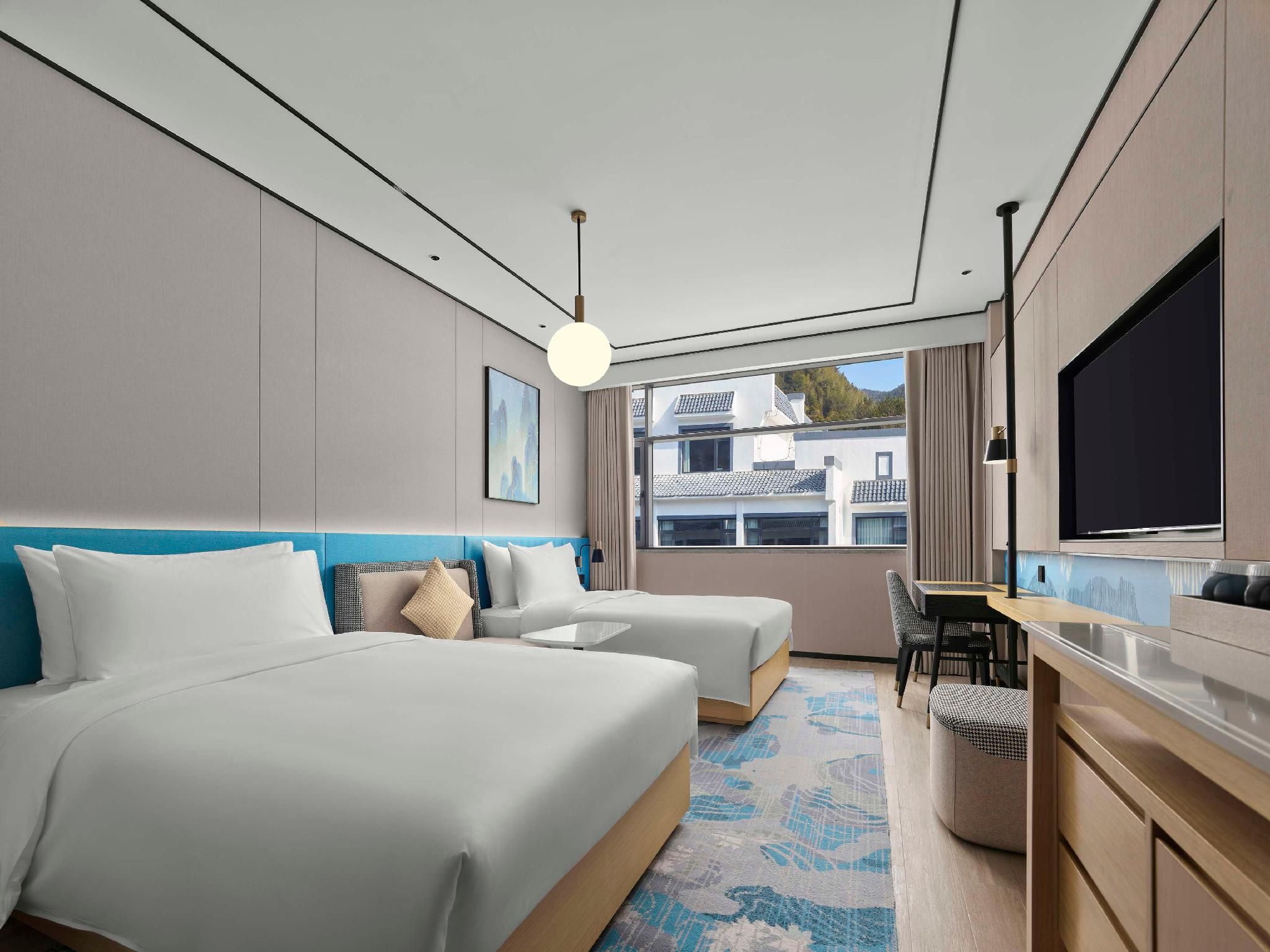 Twin guest room