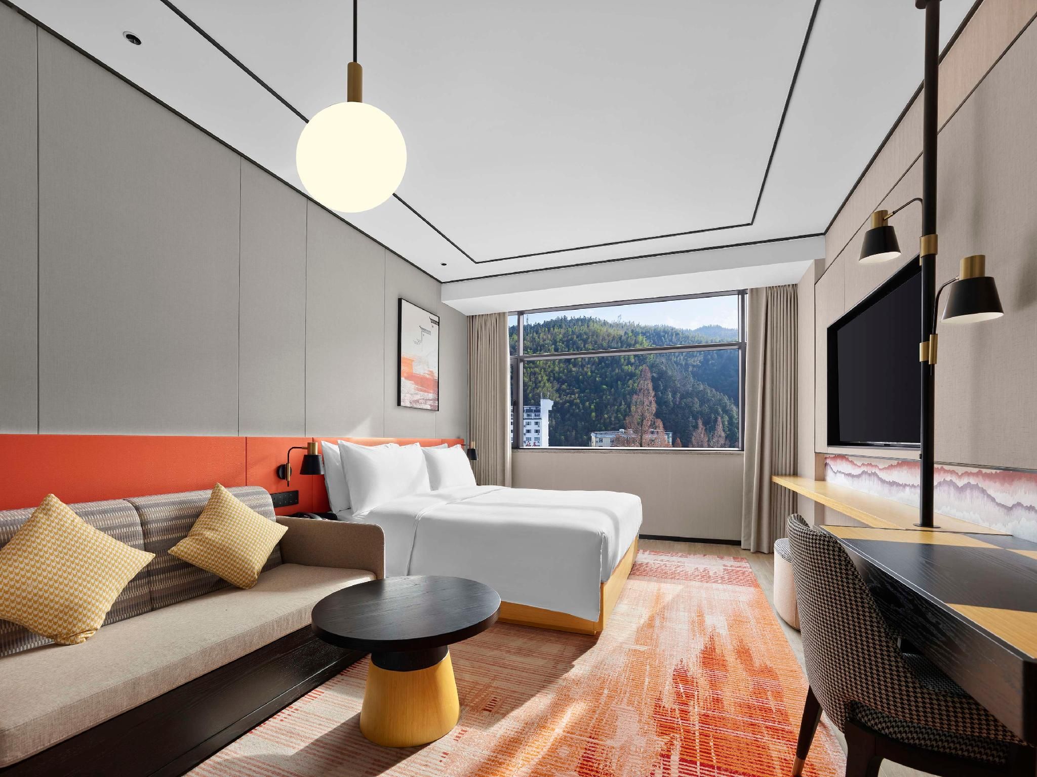 KING PREMIUM ROOM WITH PATIO