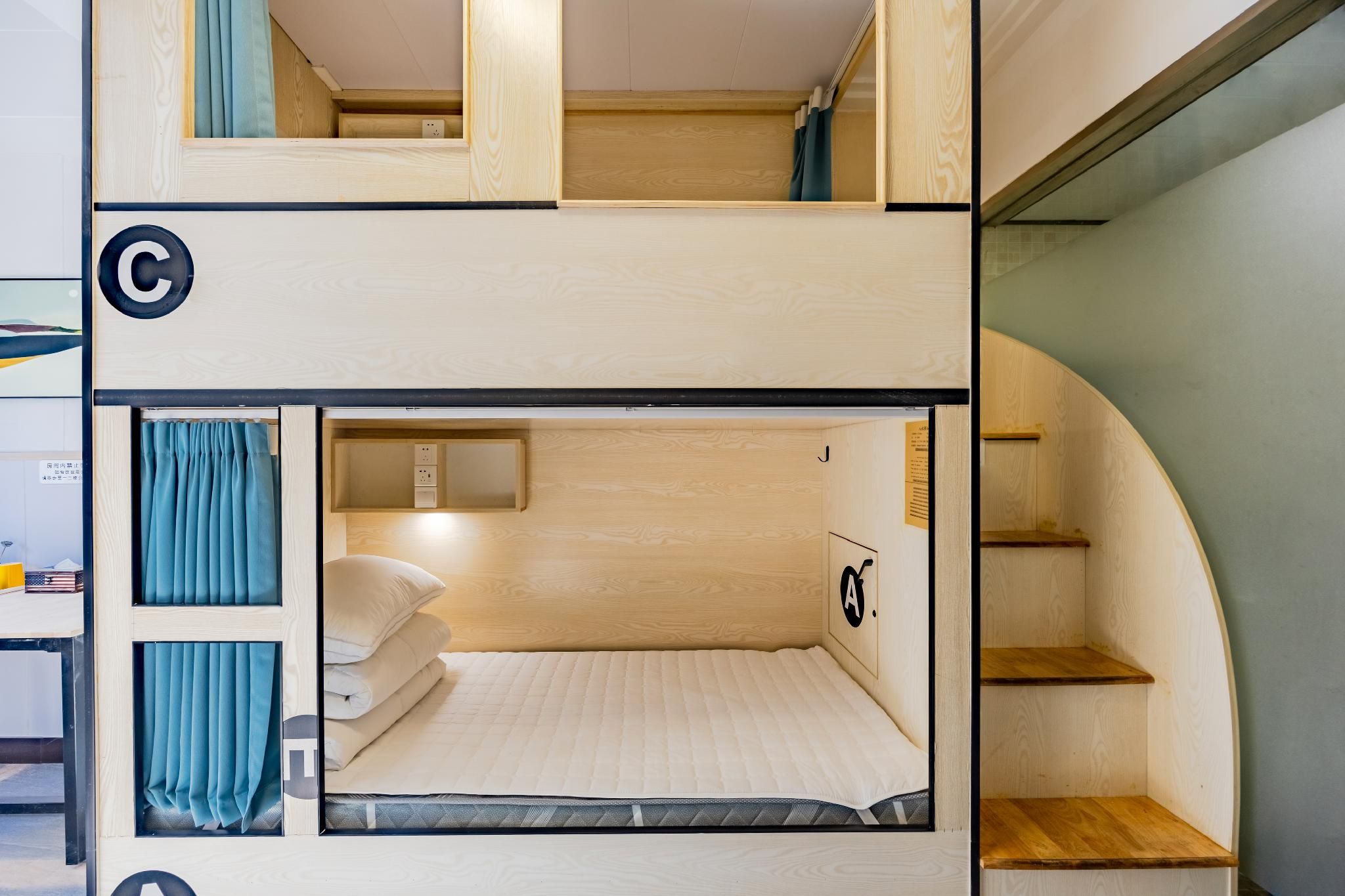 4 Bed Female Dormitory