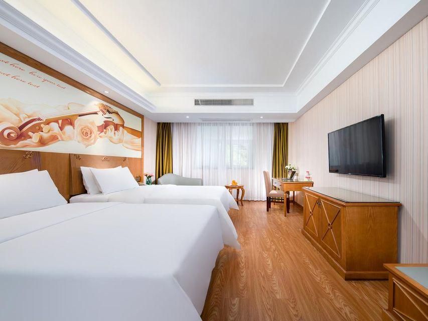 Mountain View Twin Room