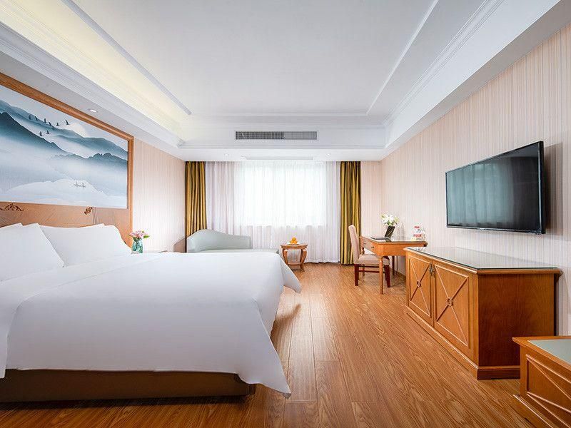 Executive King Room