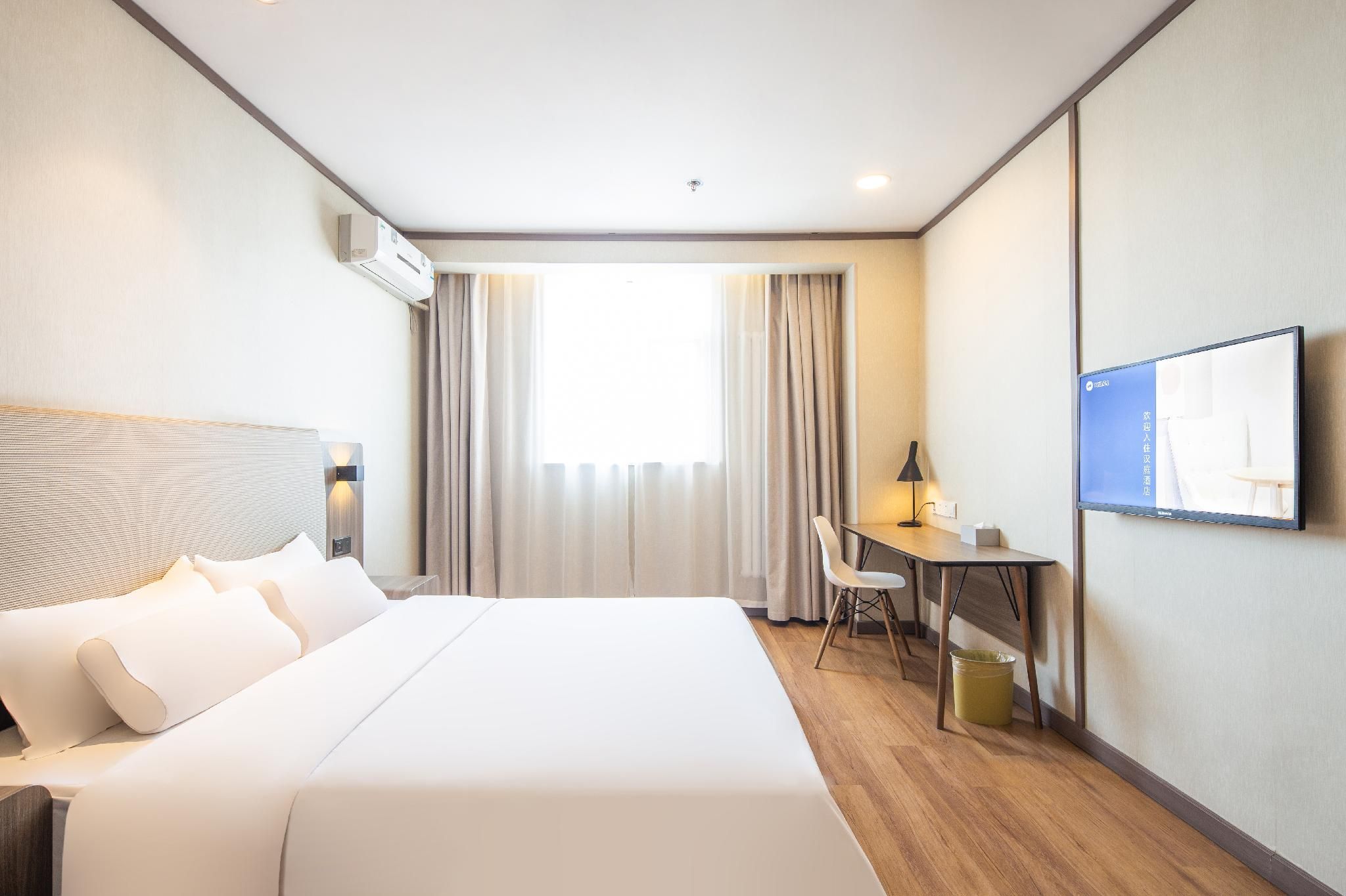 Business Queen Bed Room