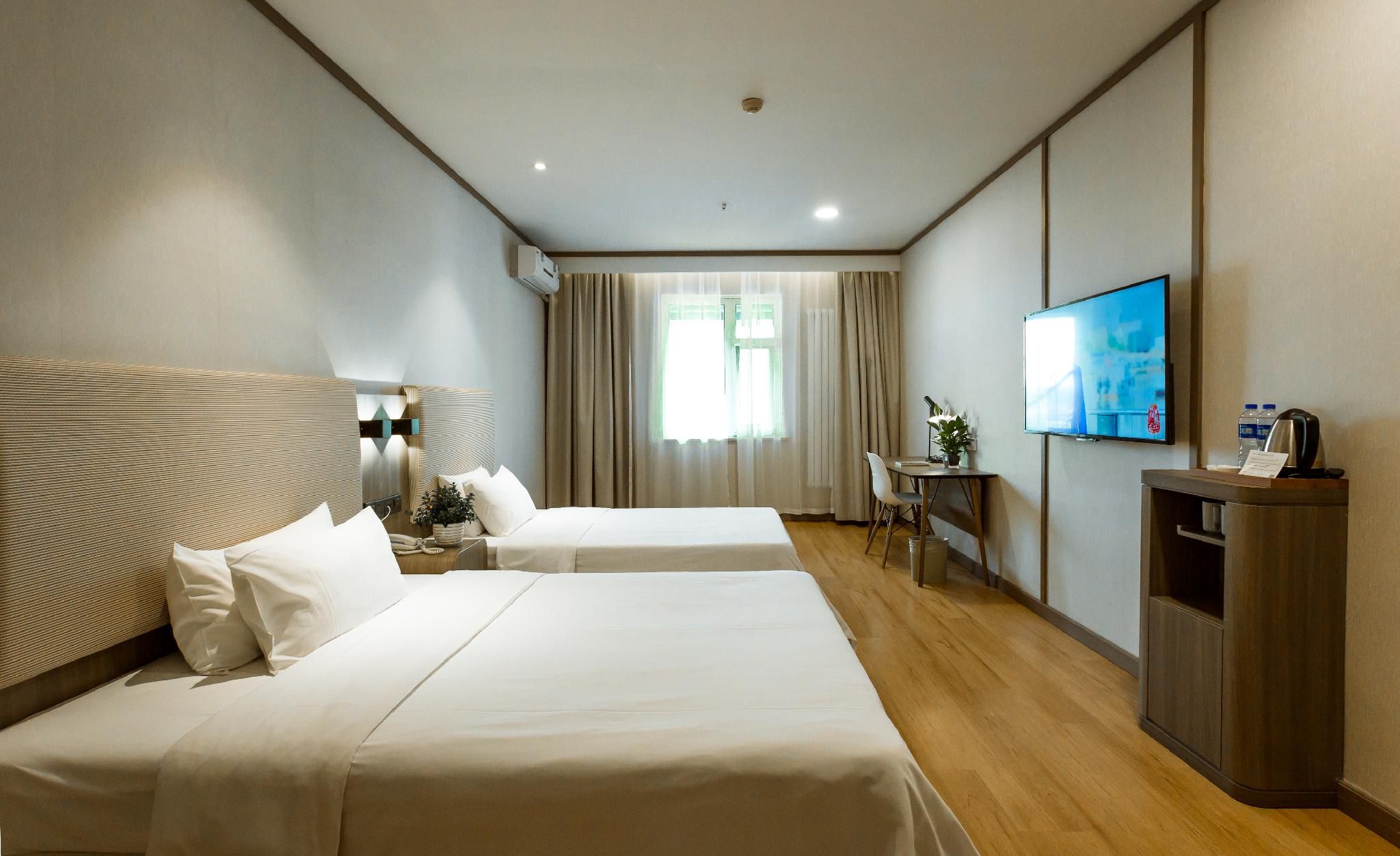 Huazhu - Family Room