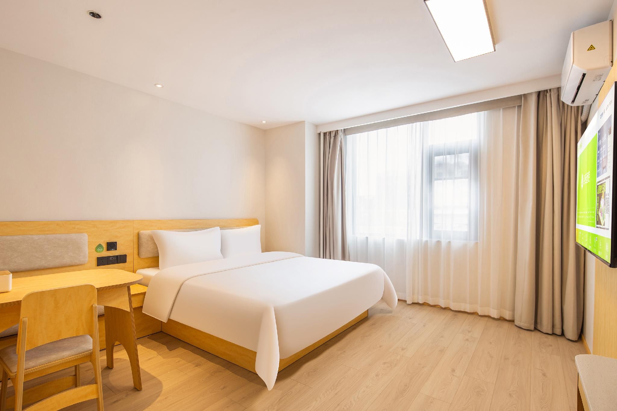 Business Queen Bed Room