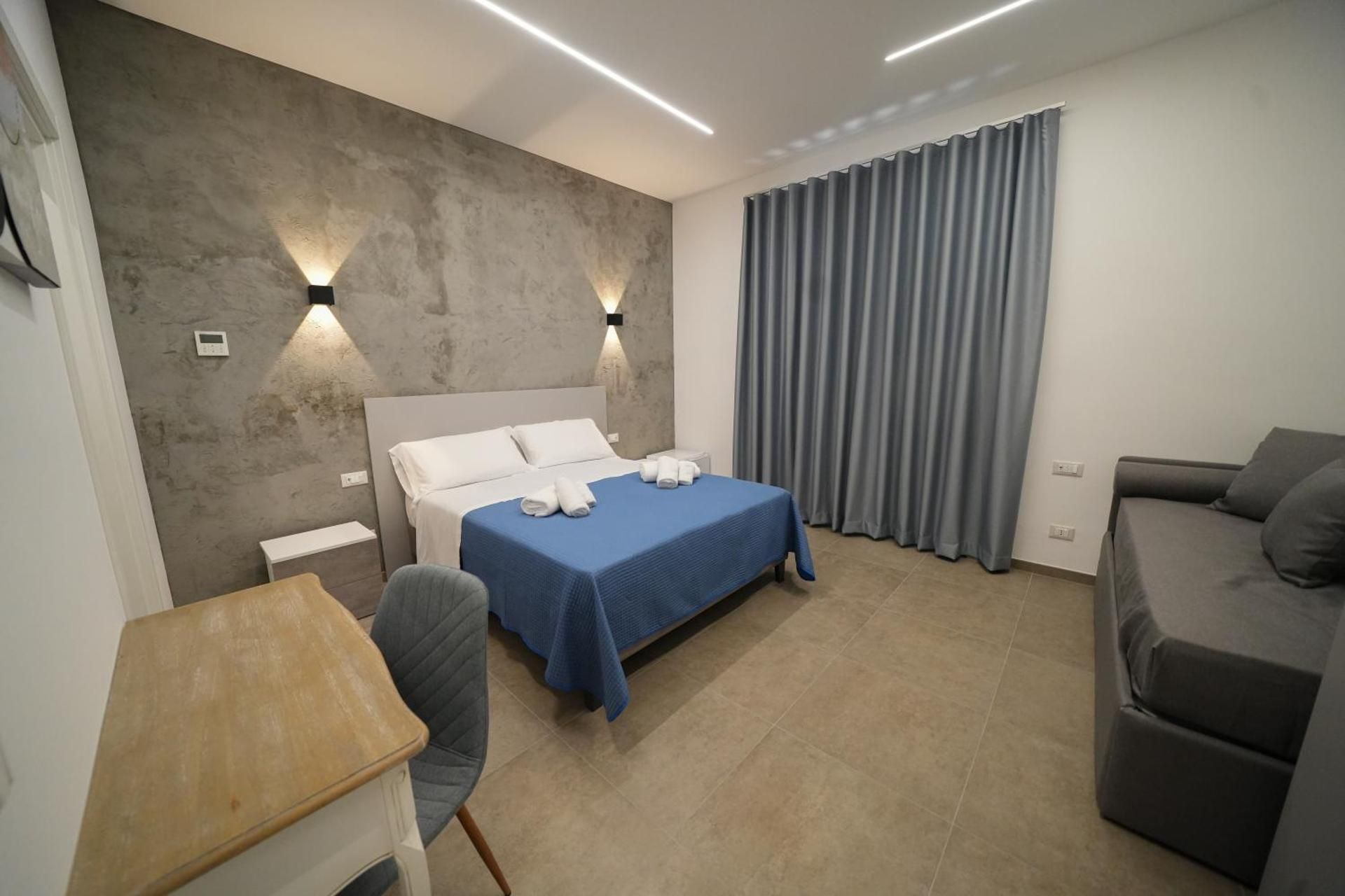 Quadruple Room with Private Bathroom