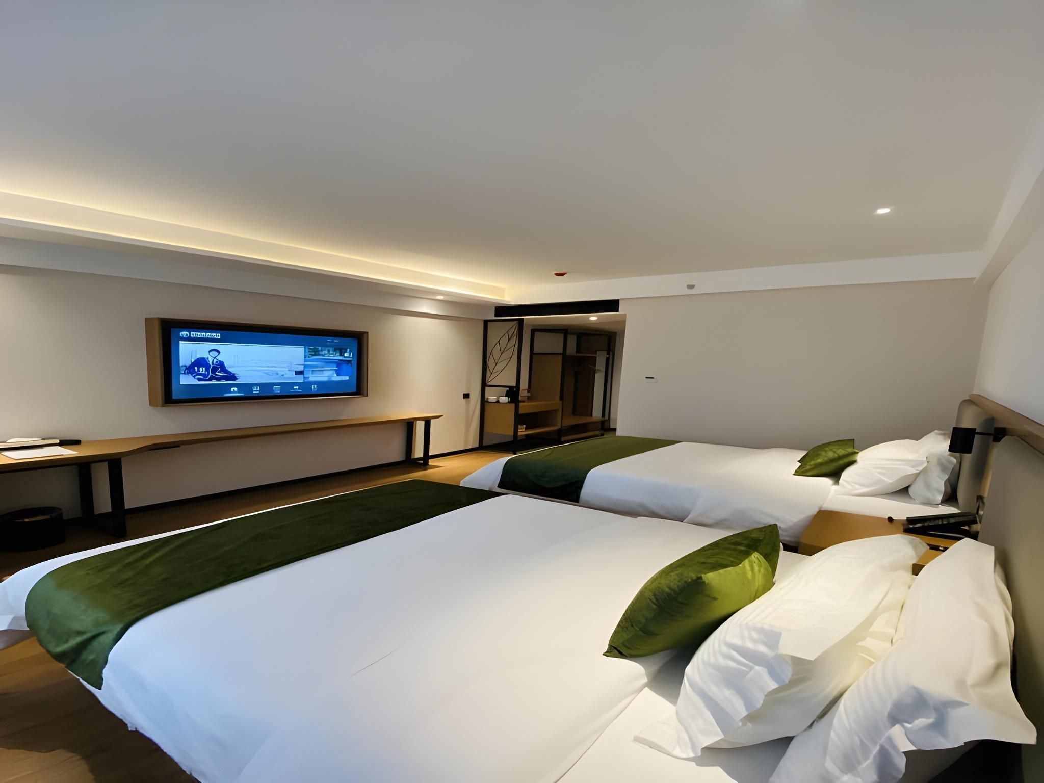 2 Bed Twin Superior Room