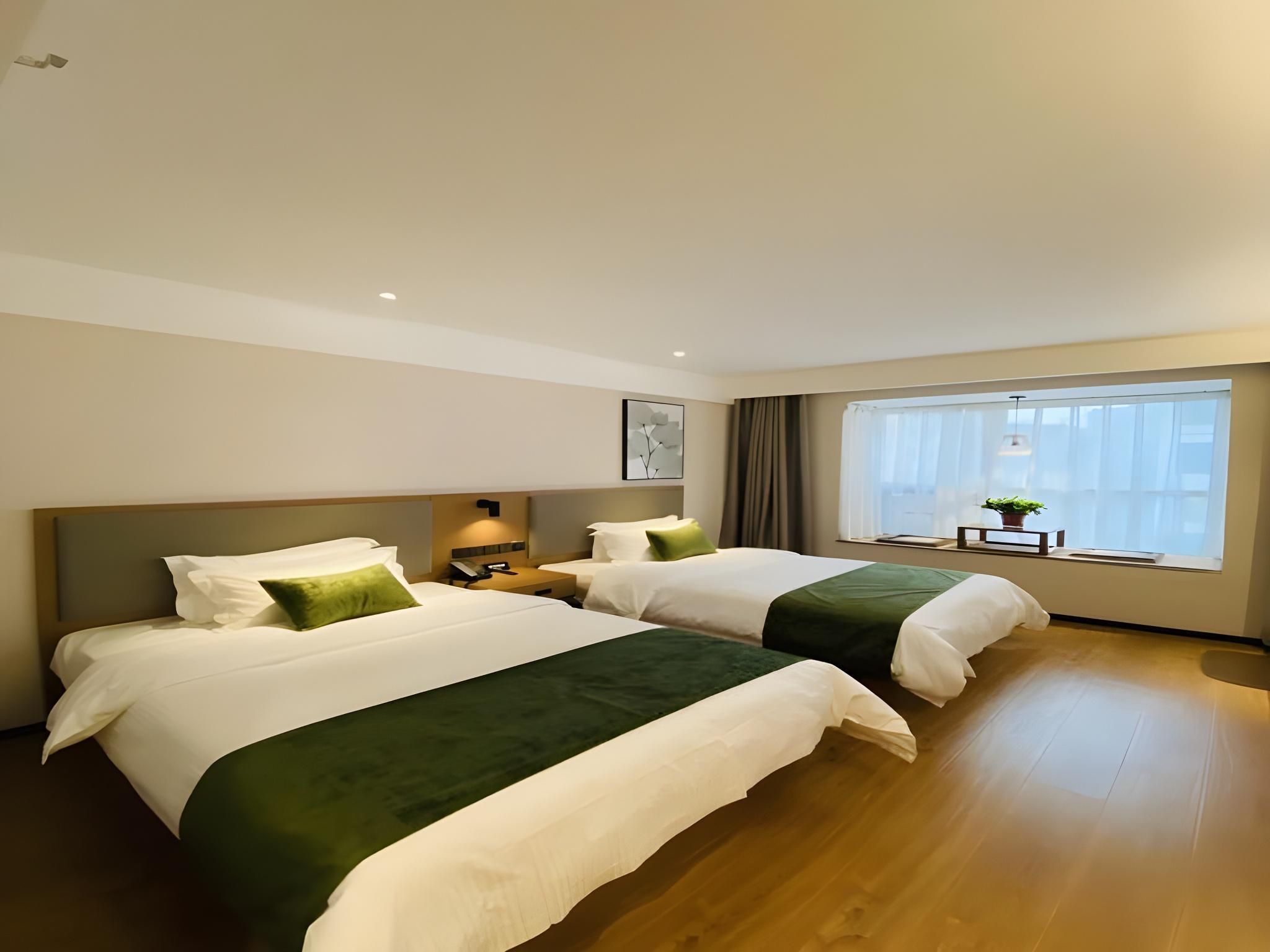 2 Bed Twin Superior Room