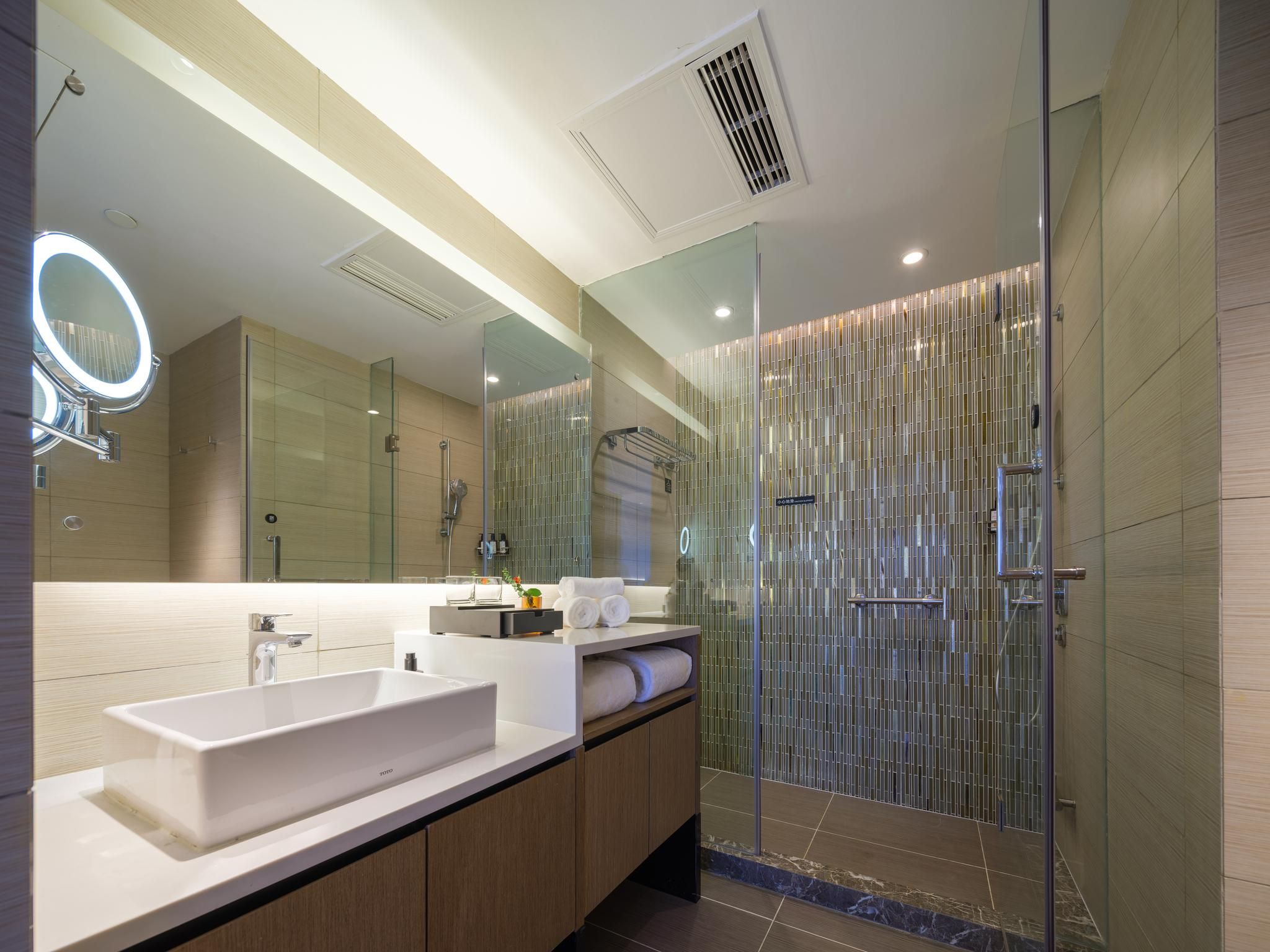 Madison Hotel Luoyang Wangfujing Wangcheng Park Huazhu - Deluxe Bed Room 2