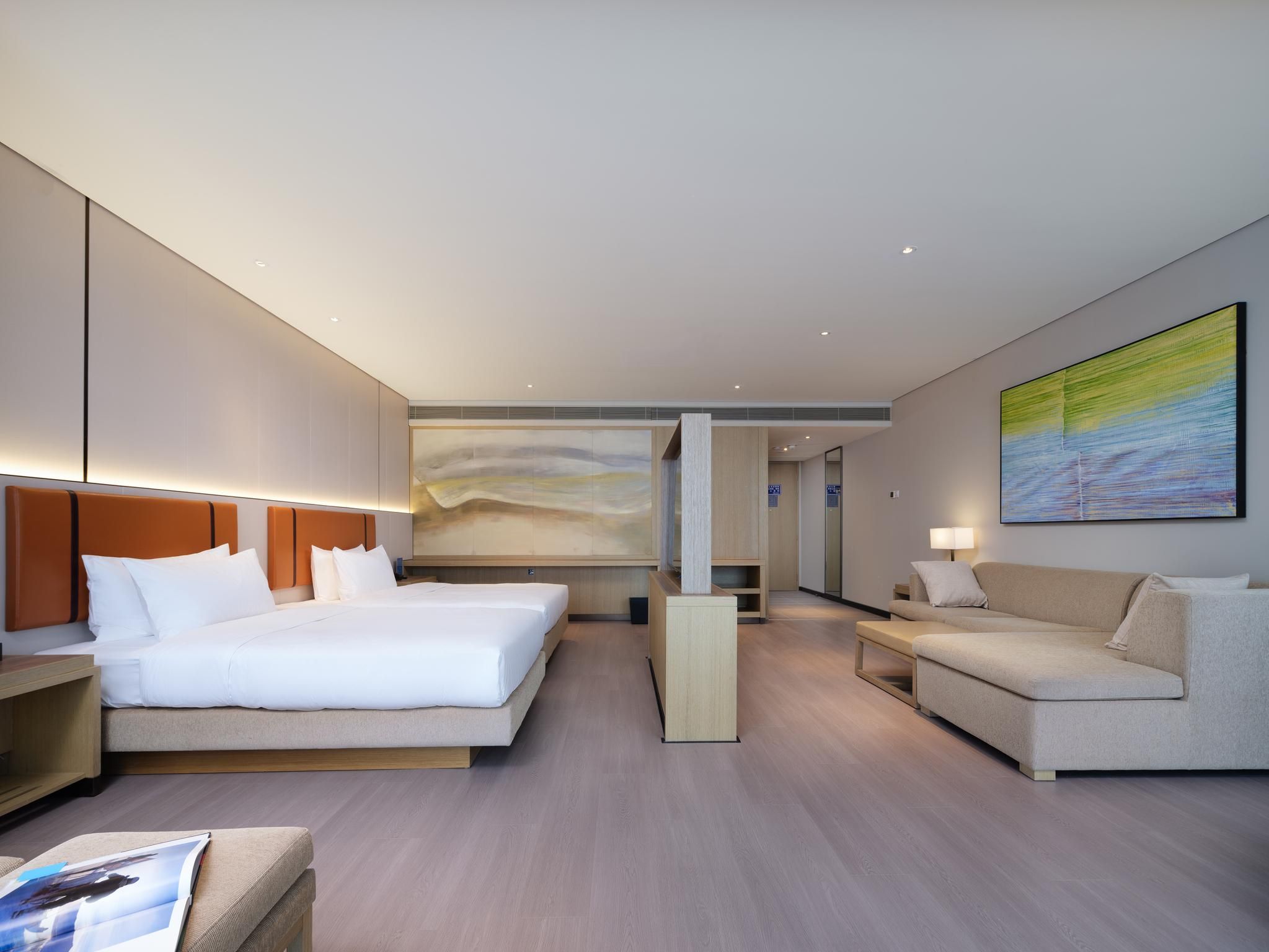 Huazhu - Deluxe Family Room