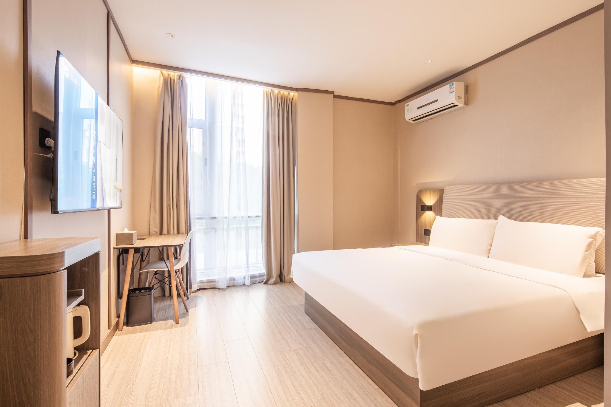 Deluxe Family Room, Guest room