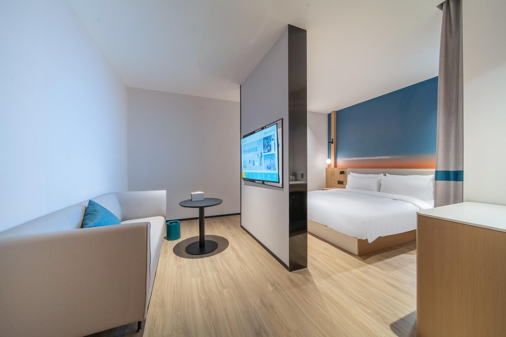 Business Queen Bed Room