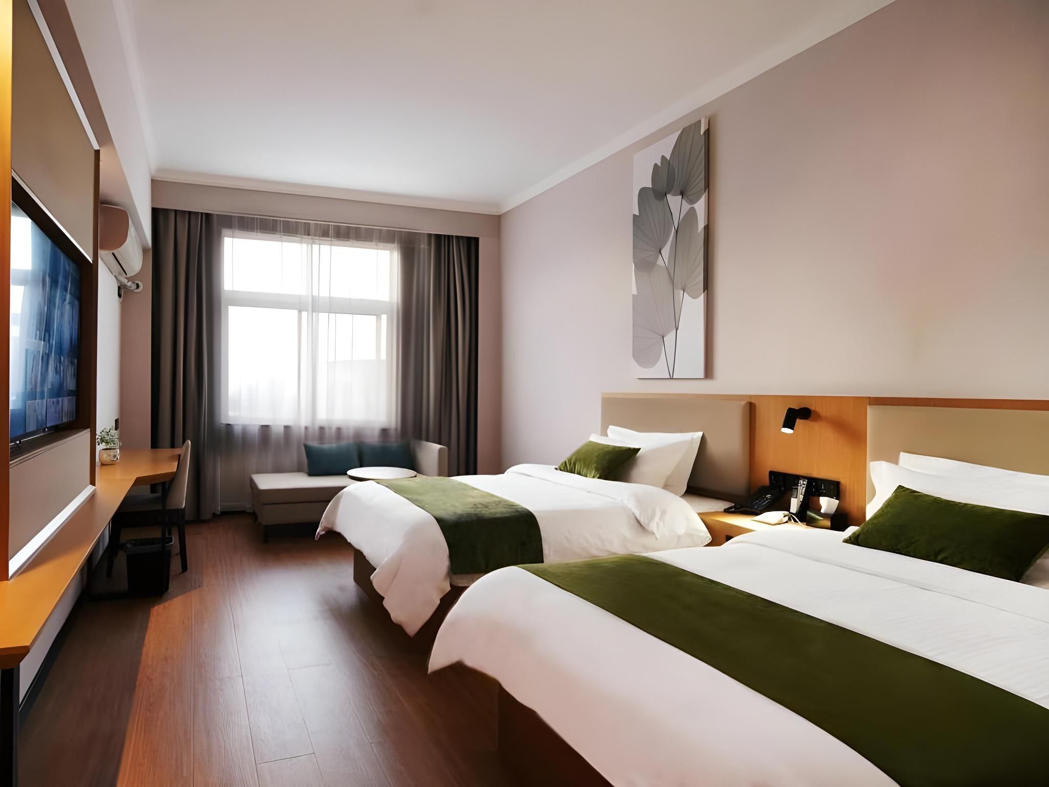 2 Bed Twin Superior Room
