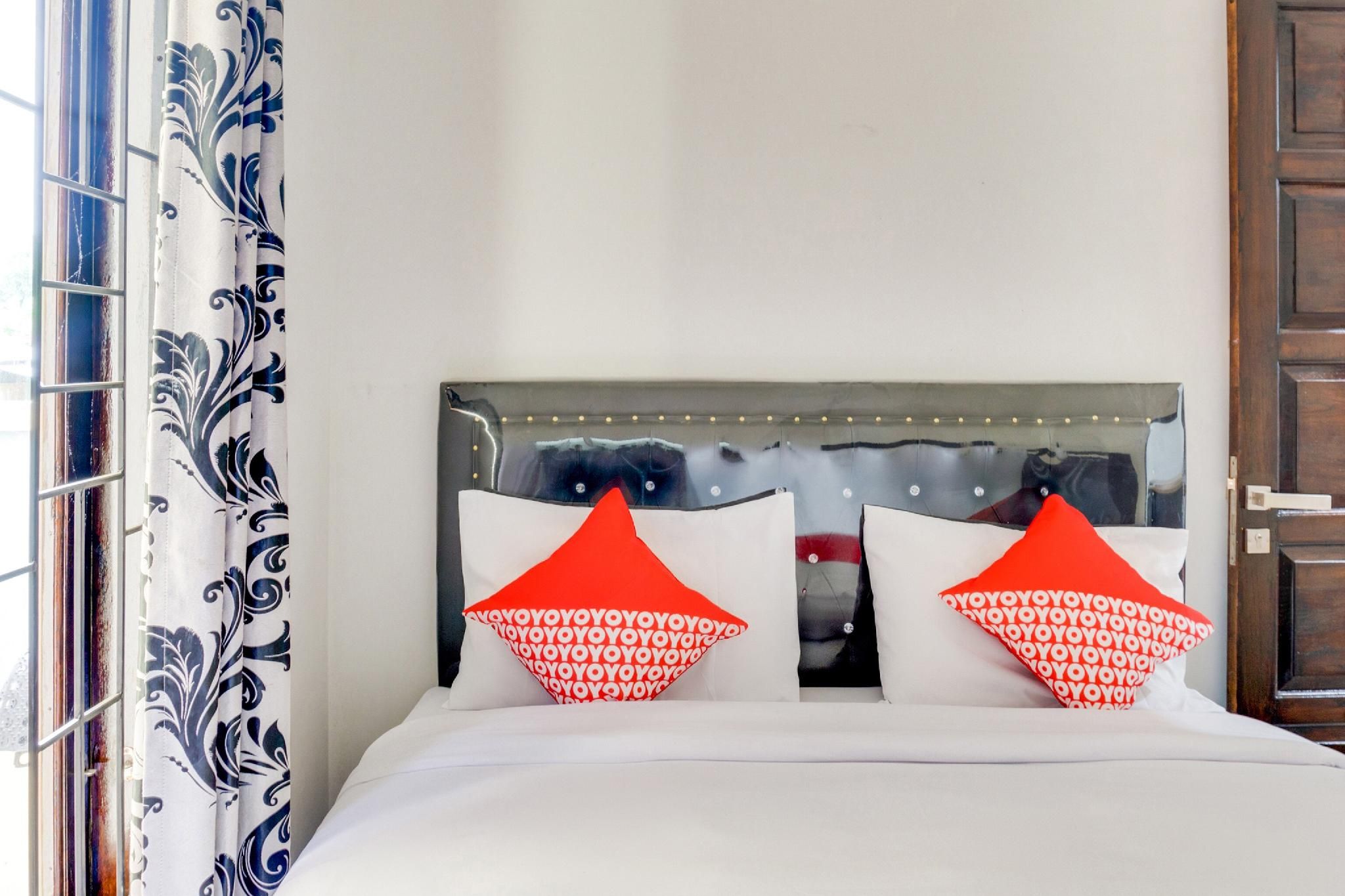 OYO 3015 Galliano Homestay Syariah Standard Double Room