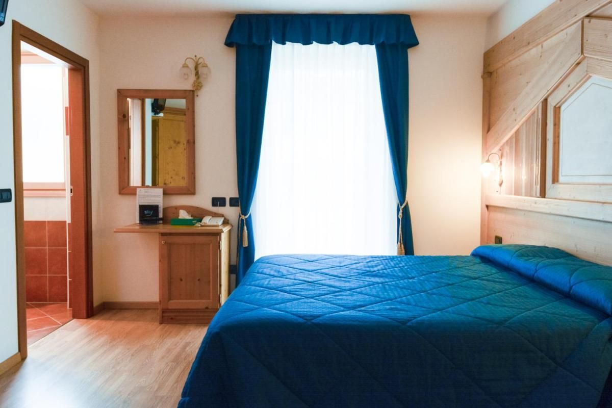 Deluxe Double or Twin Room with Balcony