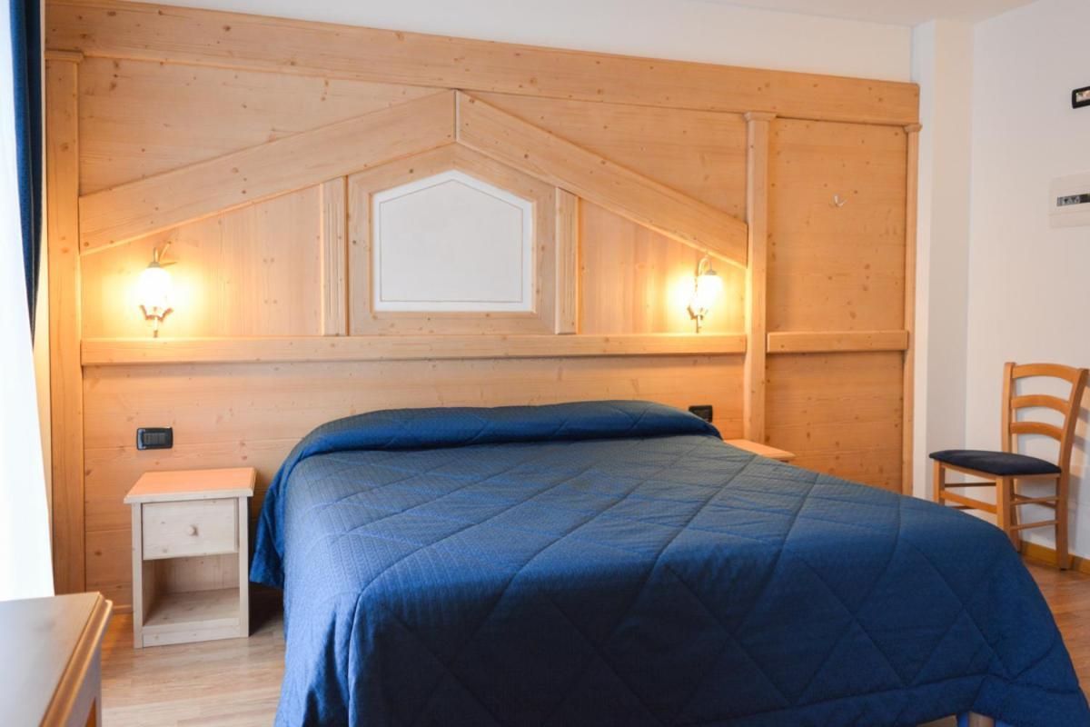 Deluxe Double or Twin Room with Balcony