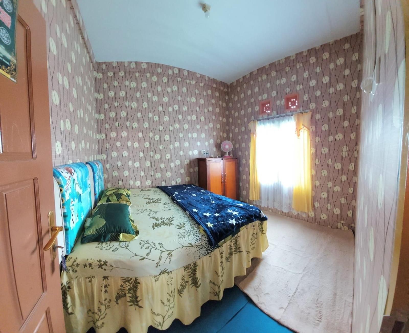Standard - Queen Room