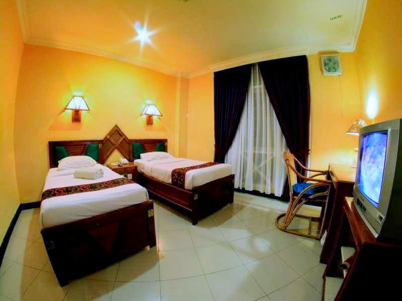Kharisma Hotel Superior Room 2