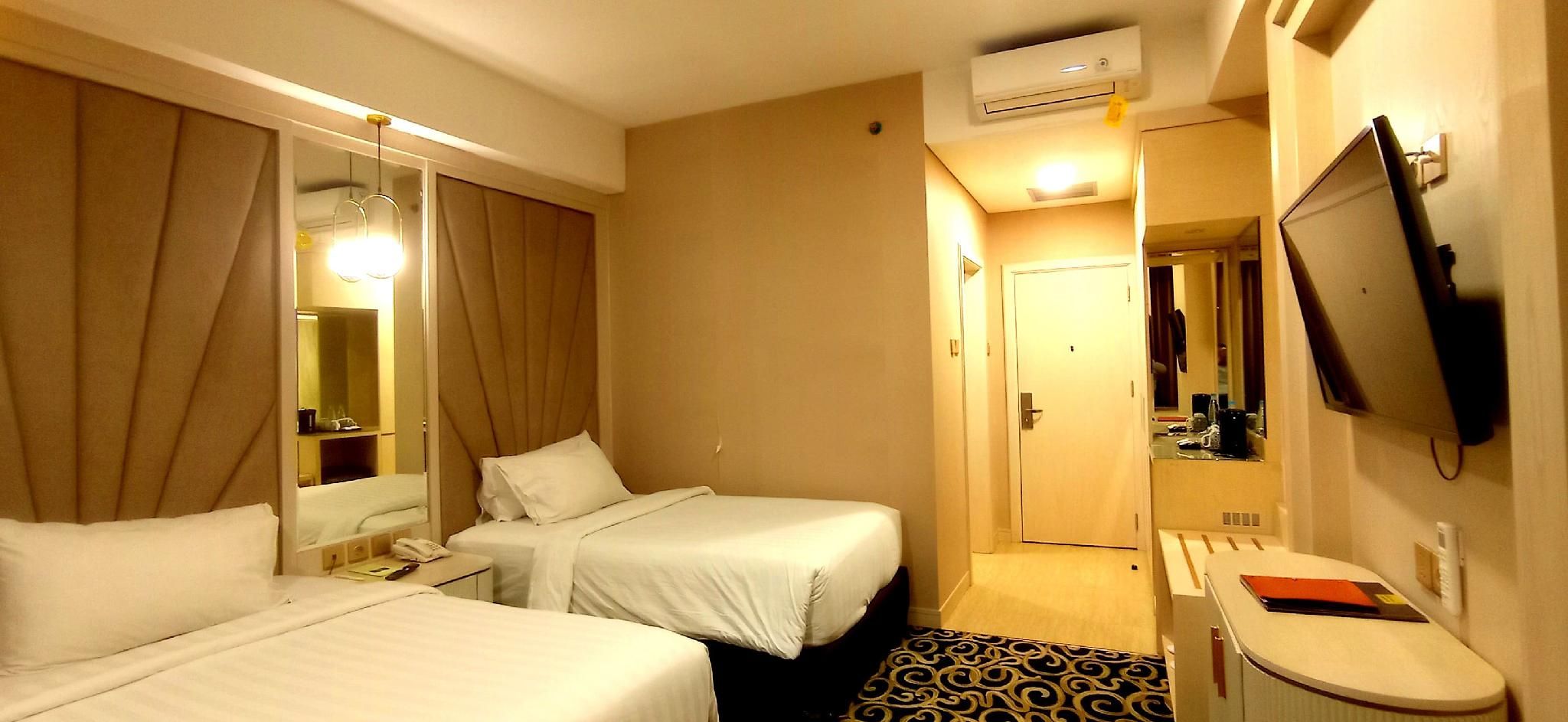 Grand Royal Denai Hotel Syariah Grand Deluxe Twin Room - Non Smoking