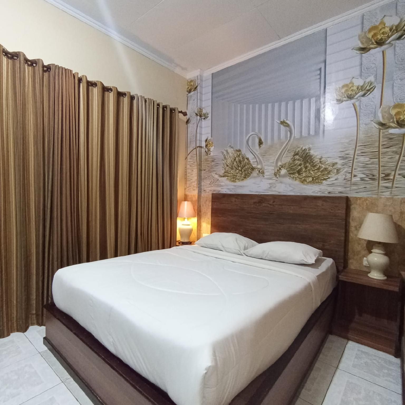 Nikita Hotel Standard Room 2