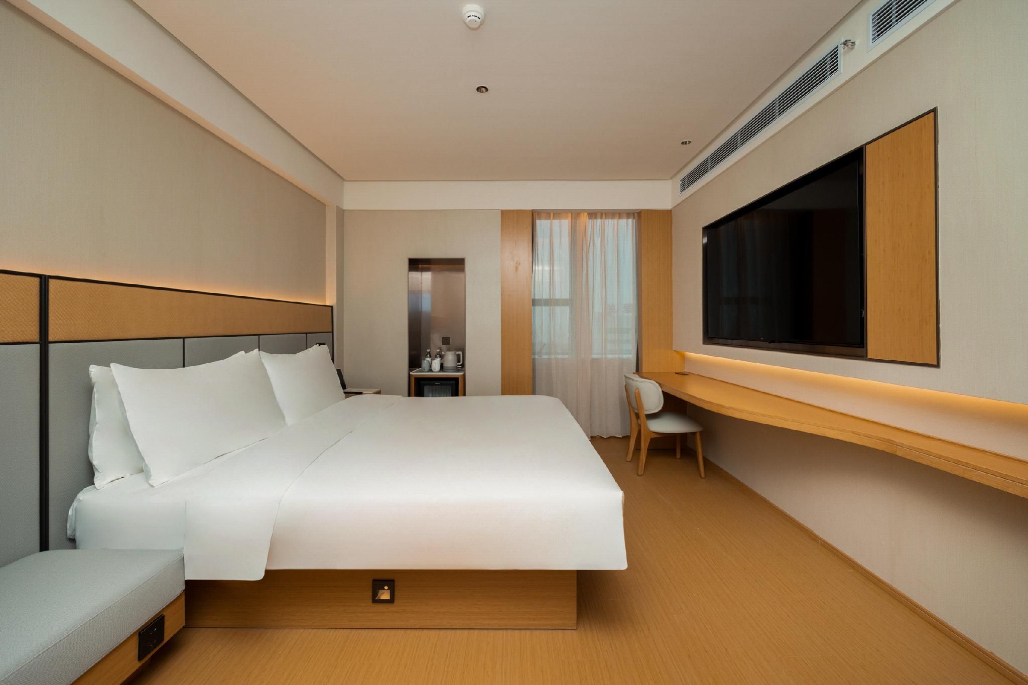 Ji Hotel Danzhou Yangpu Economic Development Zone Queen Room A