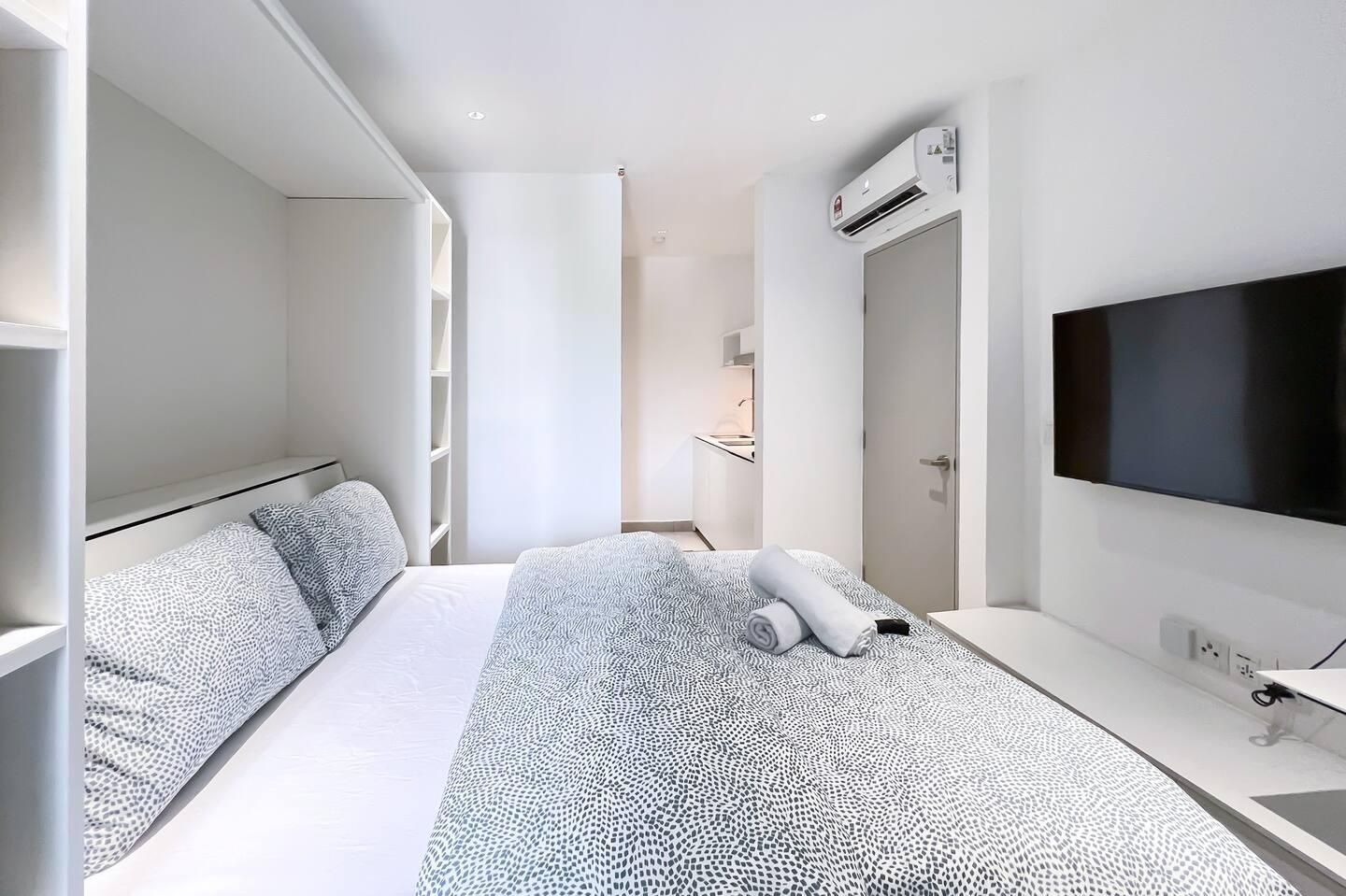 Studio Apartment
