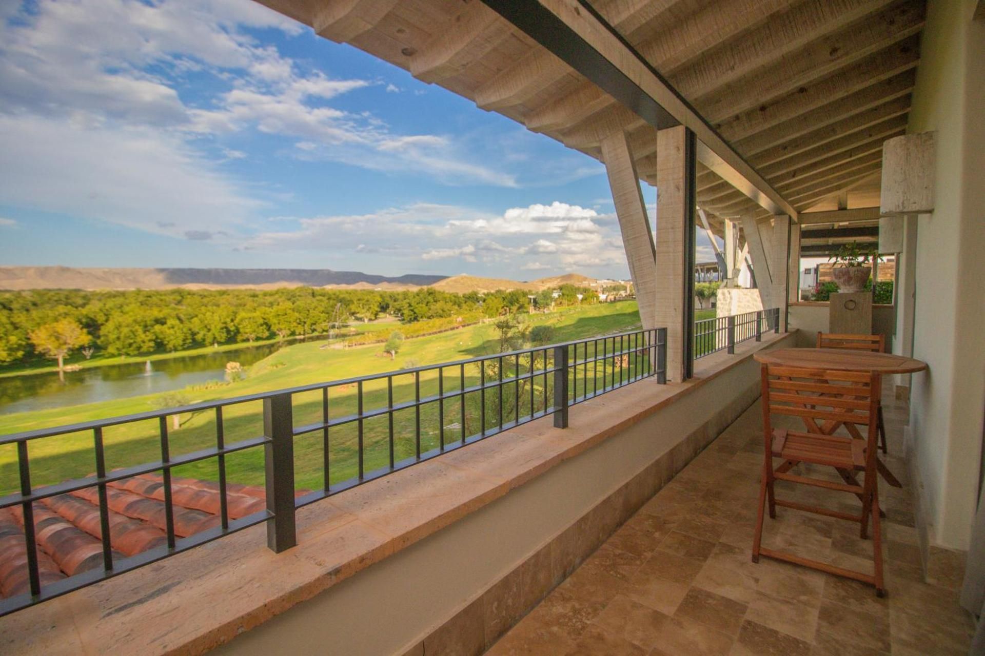 Suite with Lake View