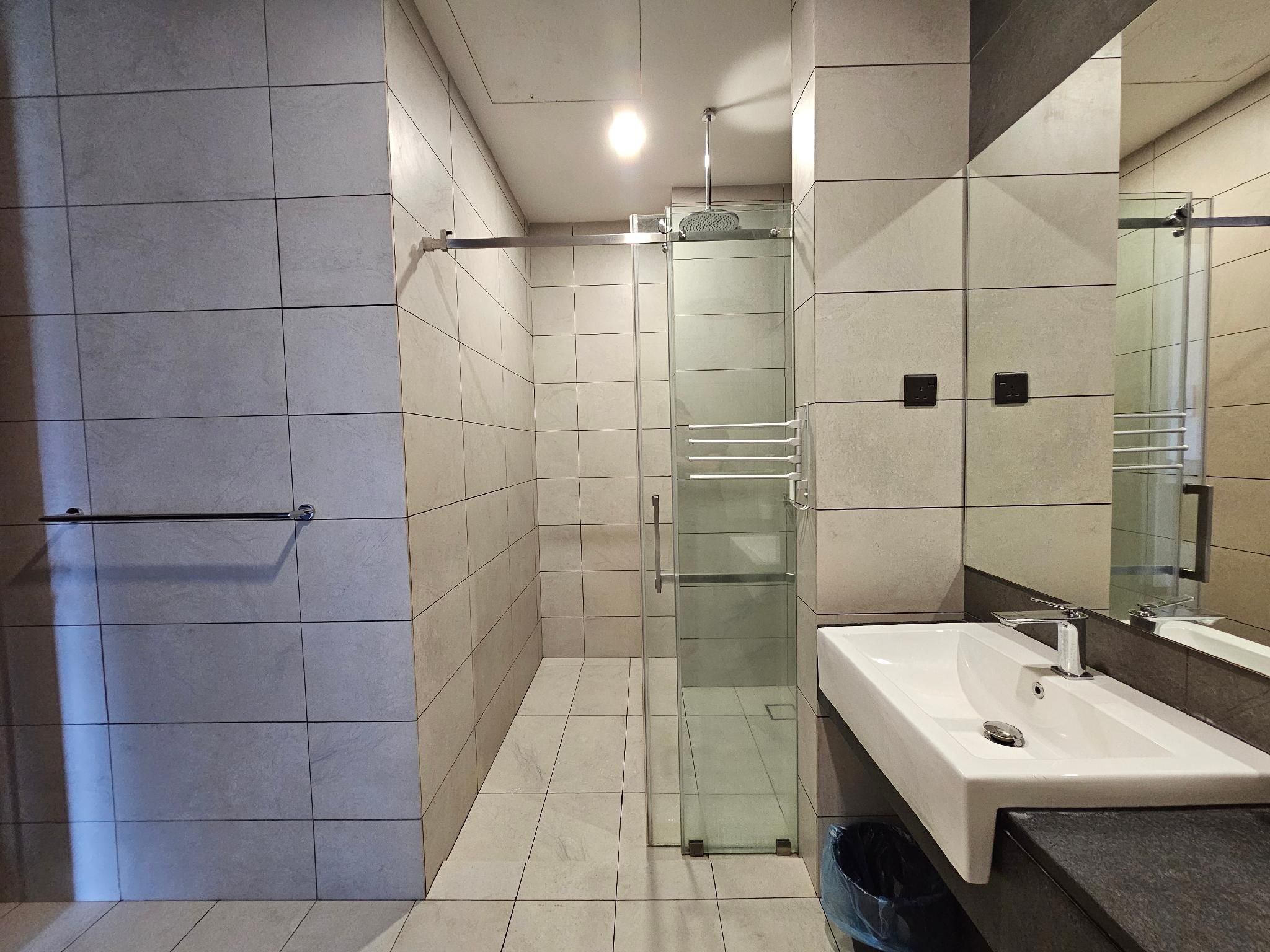 1 Bedroom City Suite