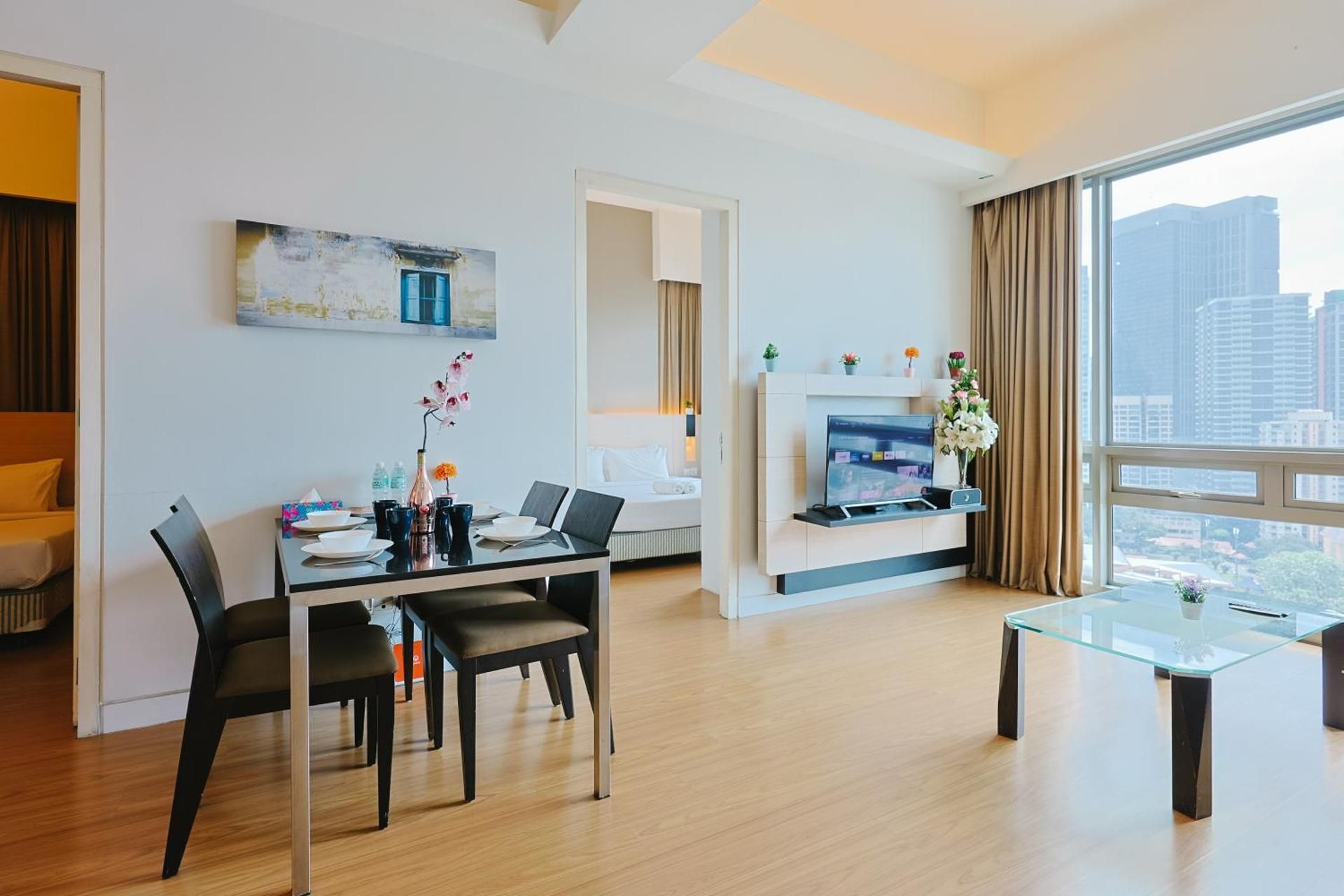 Two-Bedroom Apartment with City View