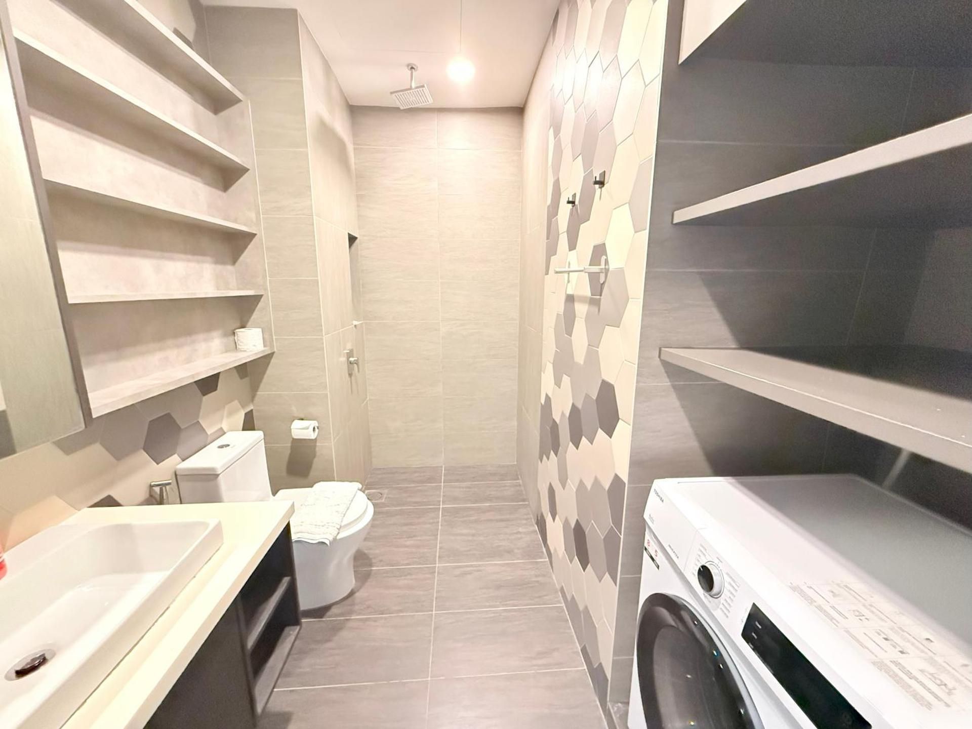 Superior King Suite