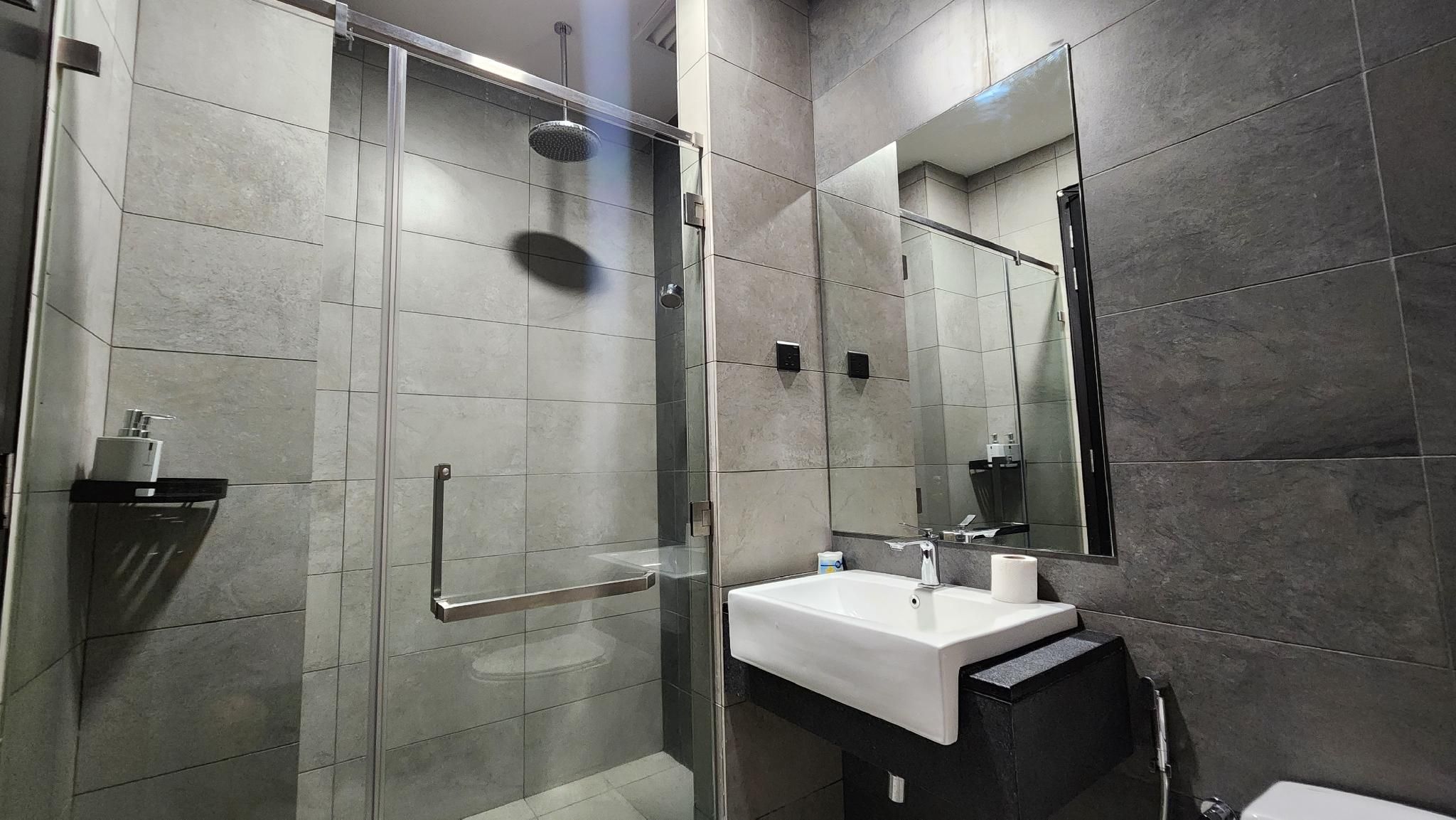Three Bedroom Condo City View