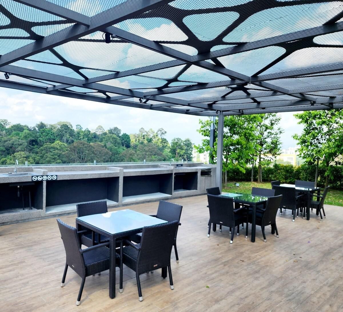 5e85c24ff0821c5c7f0c2d03543bd5e6