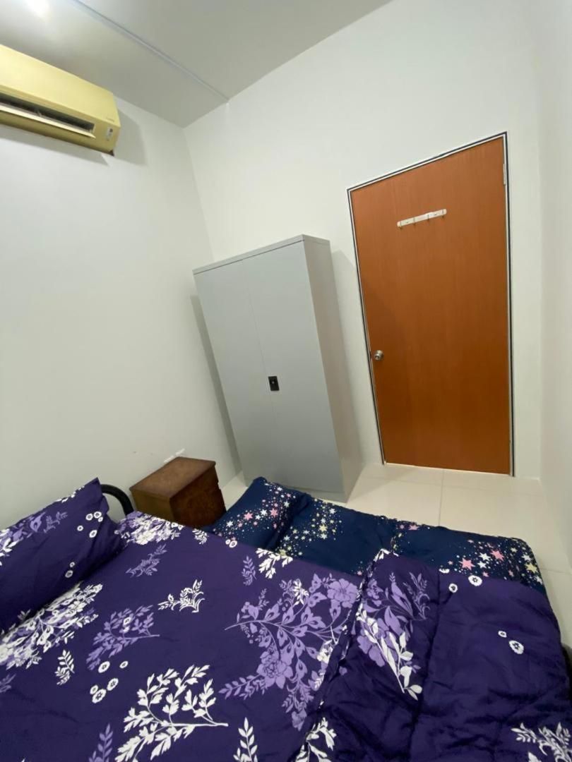 Small Twin Room
