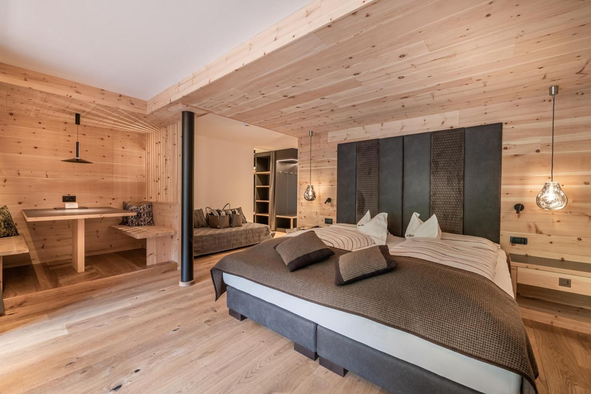 Junior Suite with Balcony