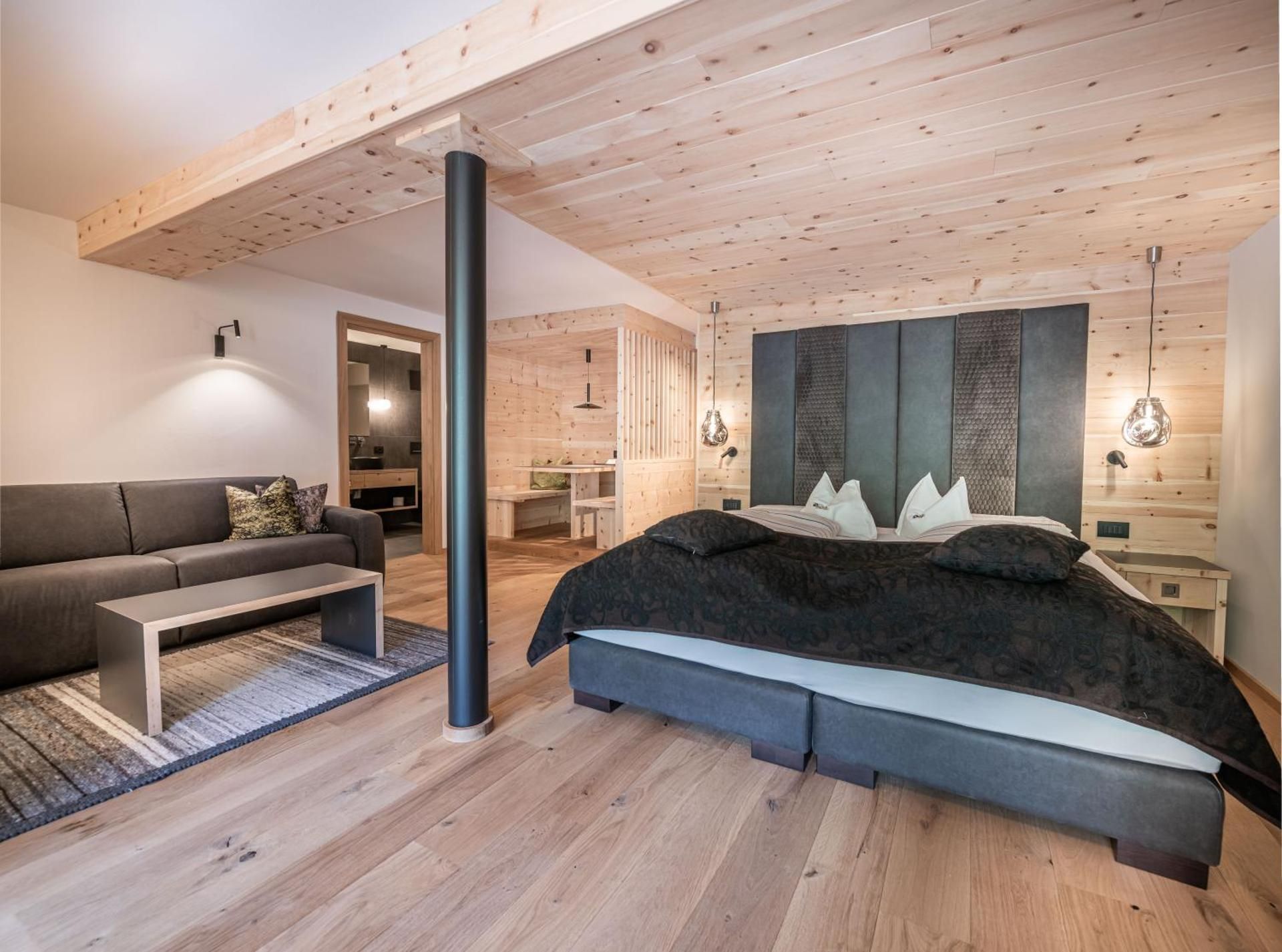 Junior Suite with Balcony