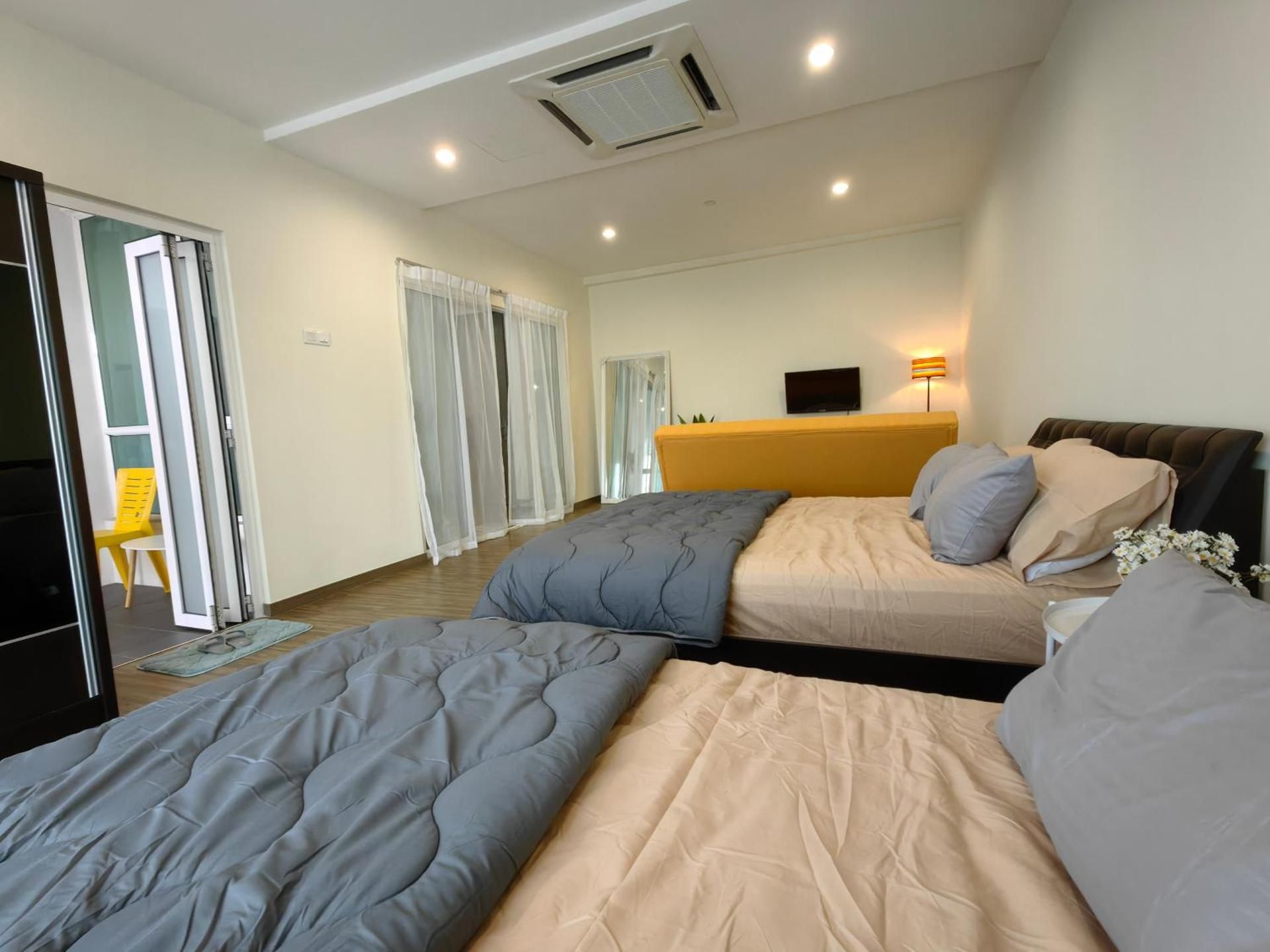 One-Bedroom Apartment
