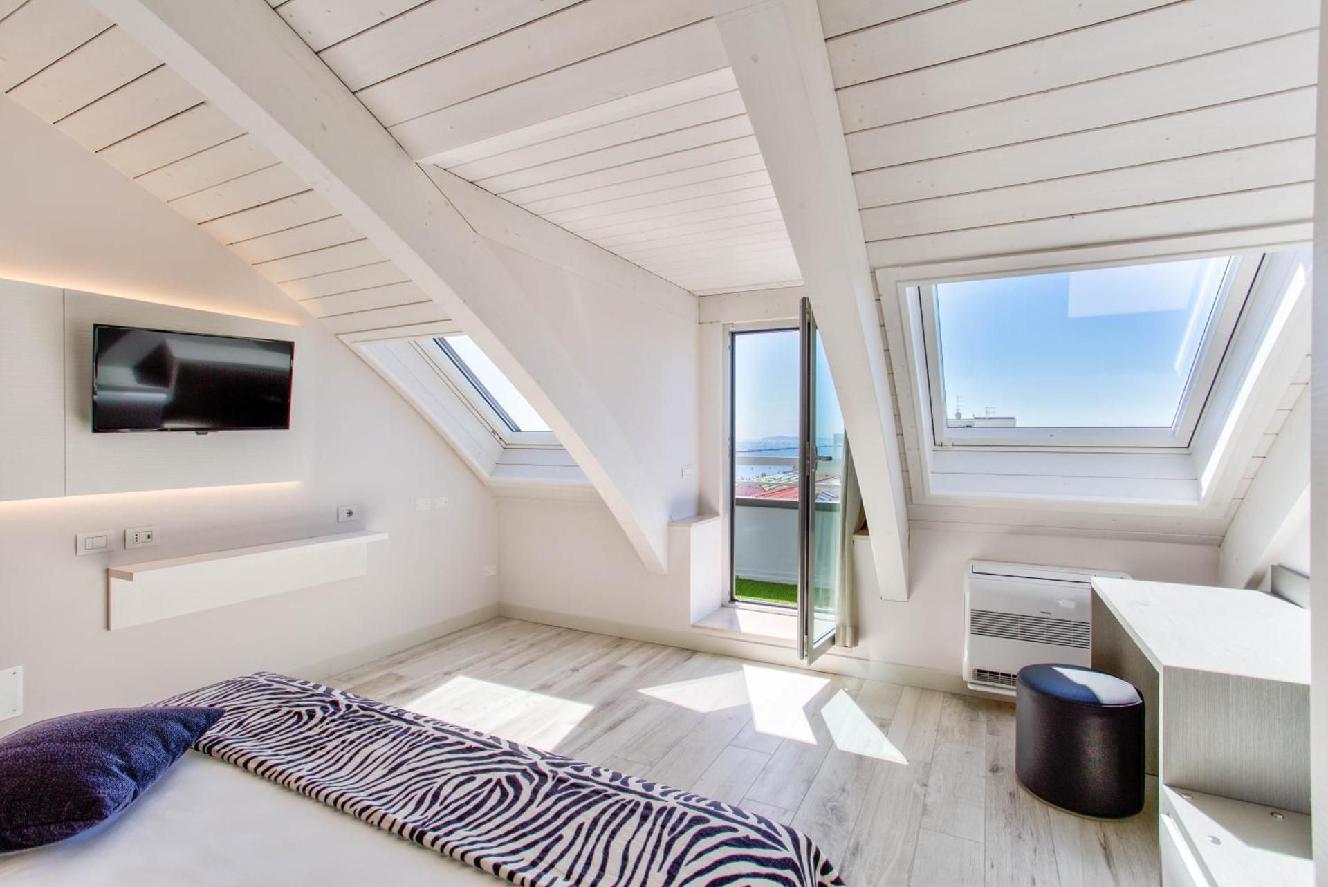 Deluxe Junior Suite