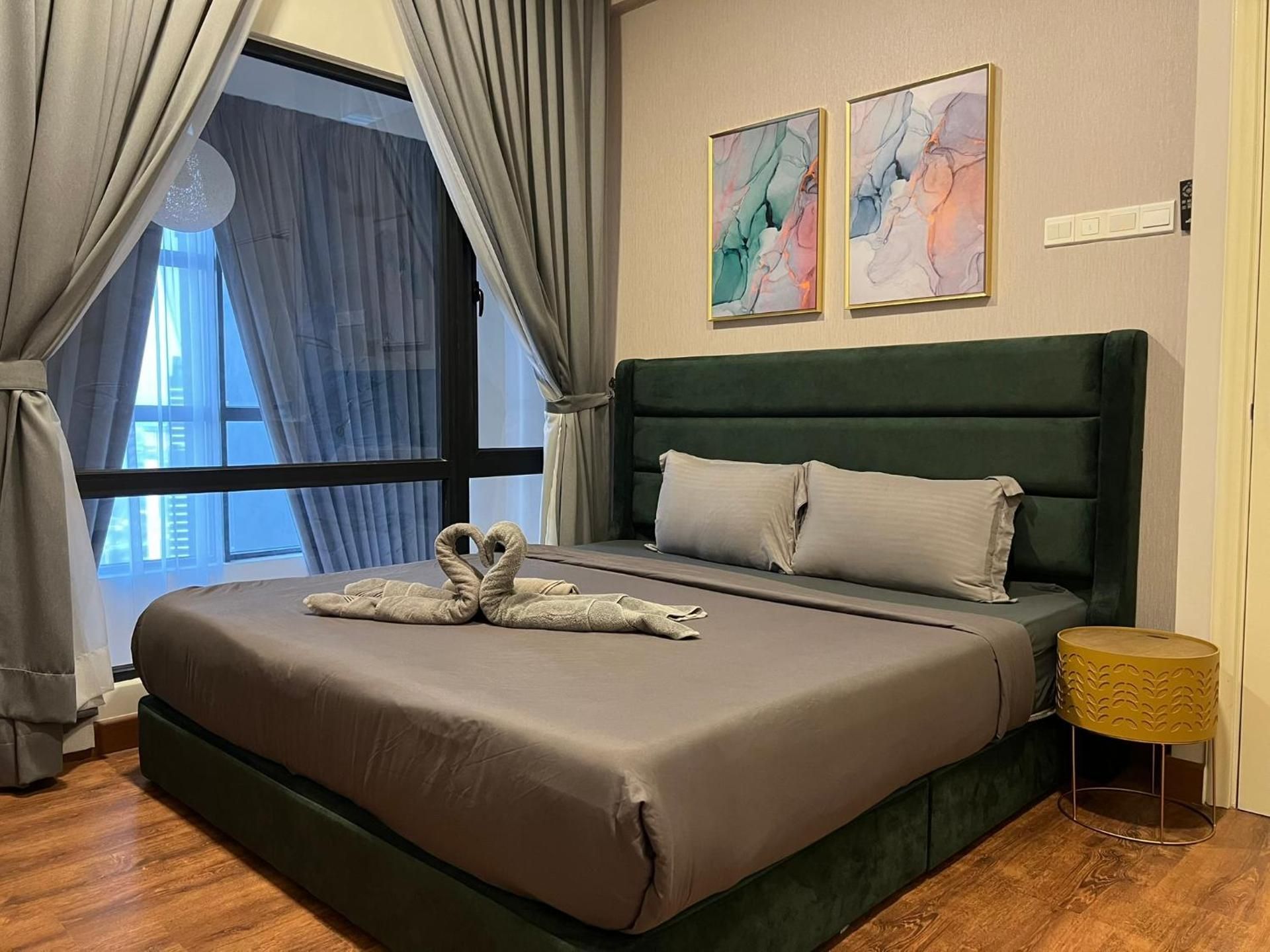 Deluxe Family Room