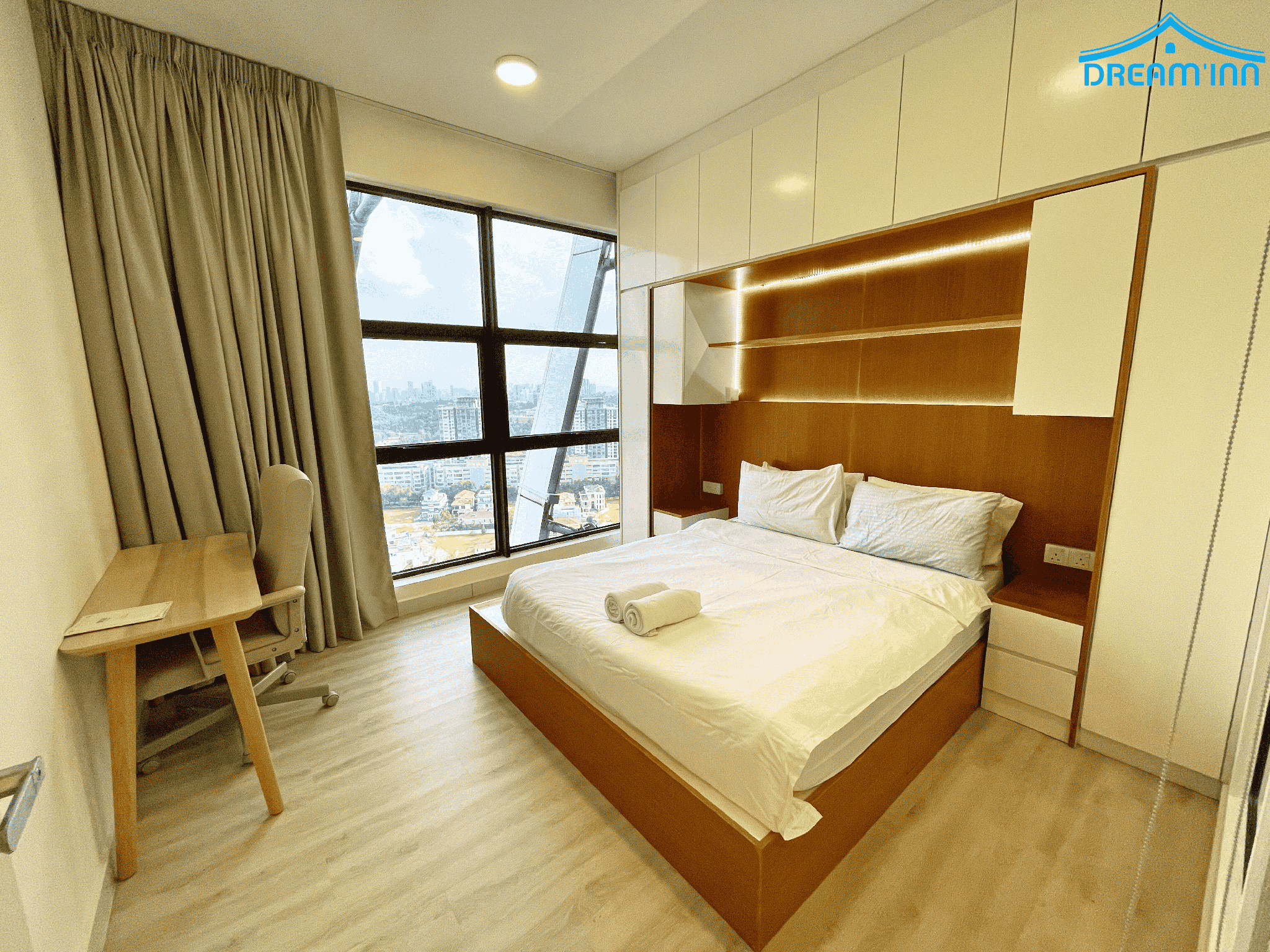 Captain Suite