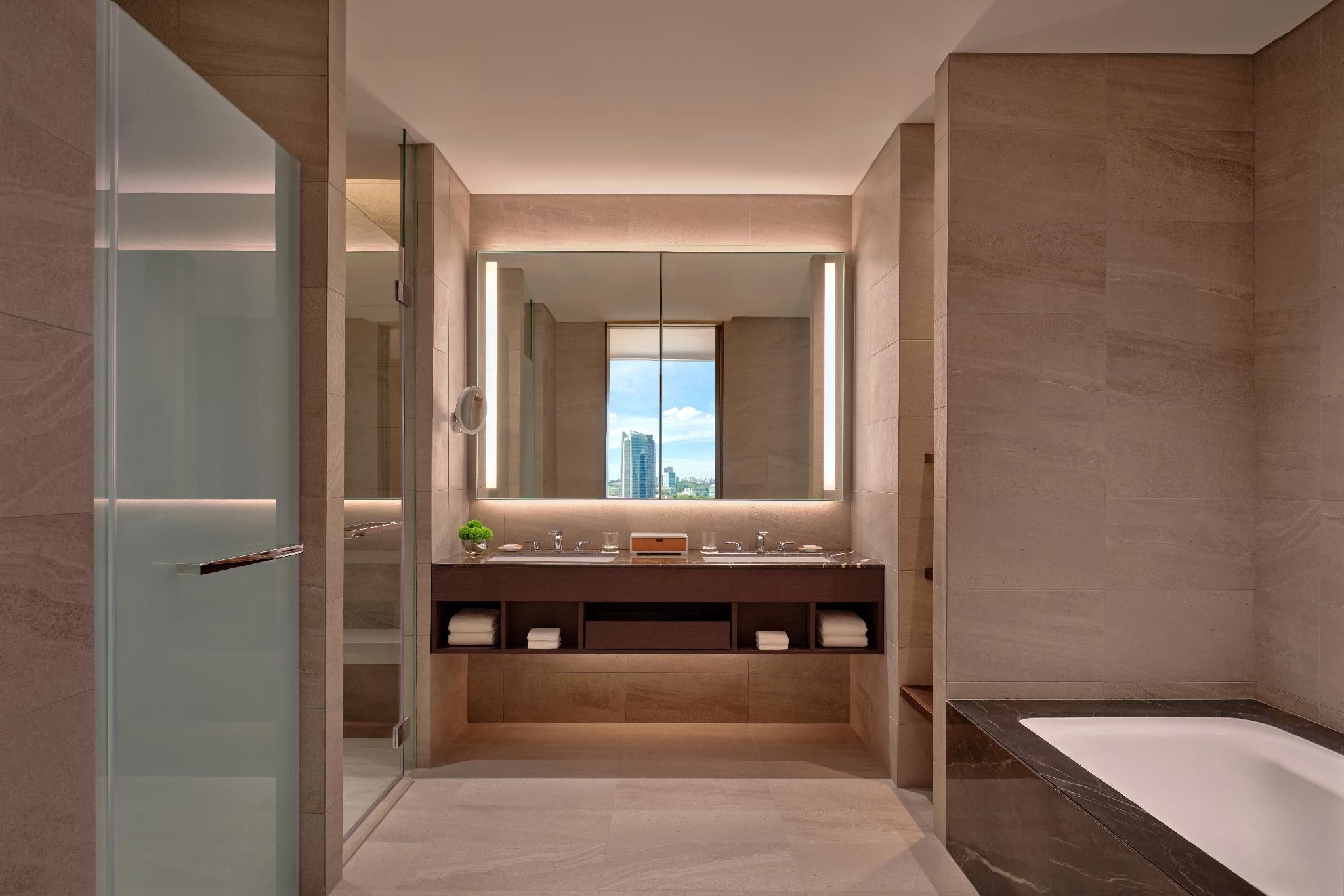 Regency View Suite